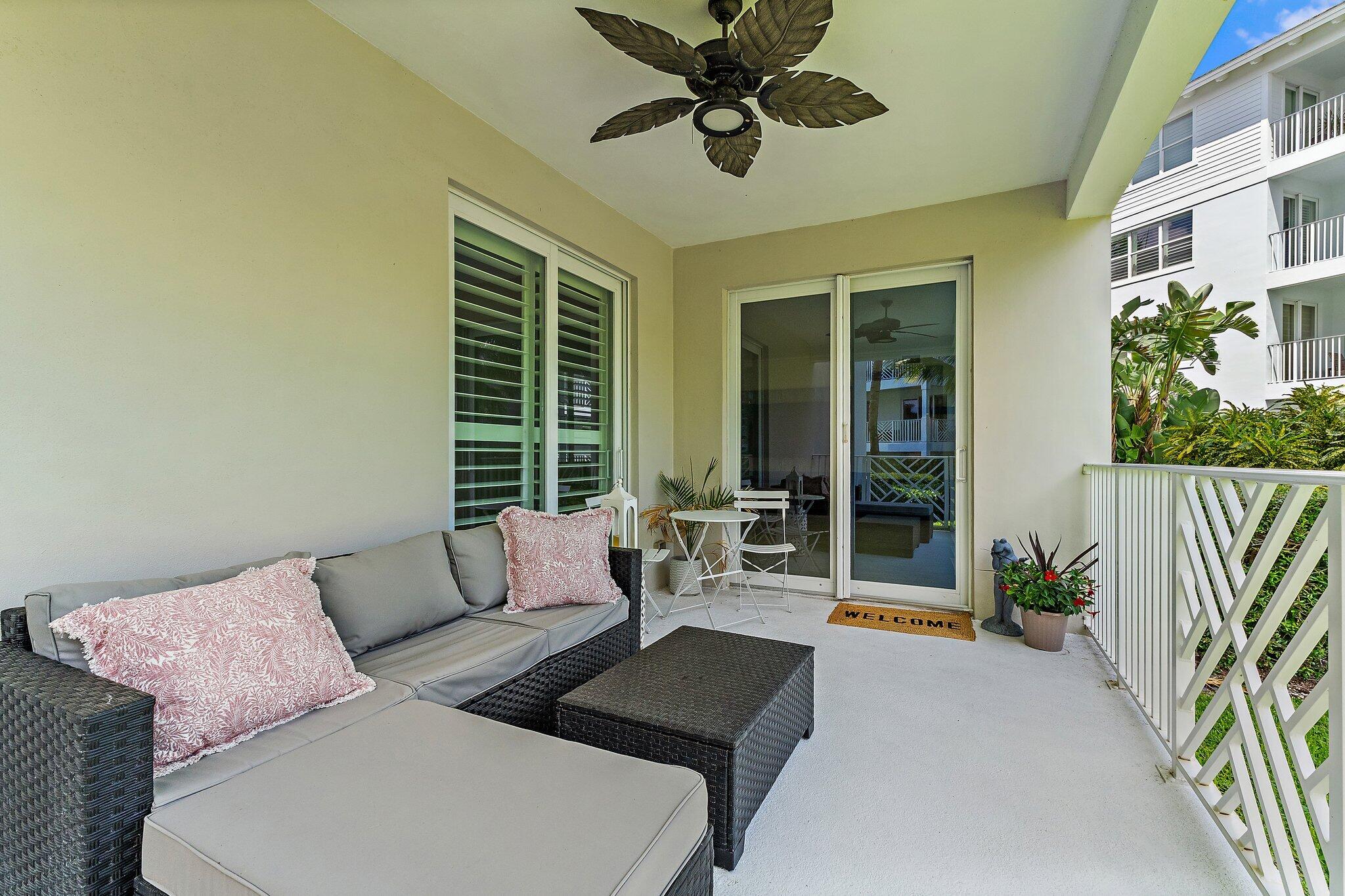 411 Bay Colony Drive N & Slip #32