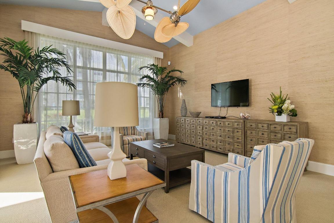 411 Bay Colony Drive N & Slip #32