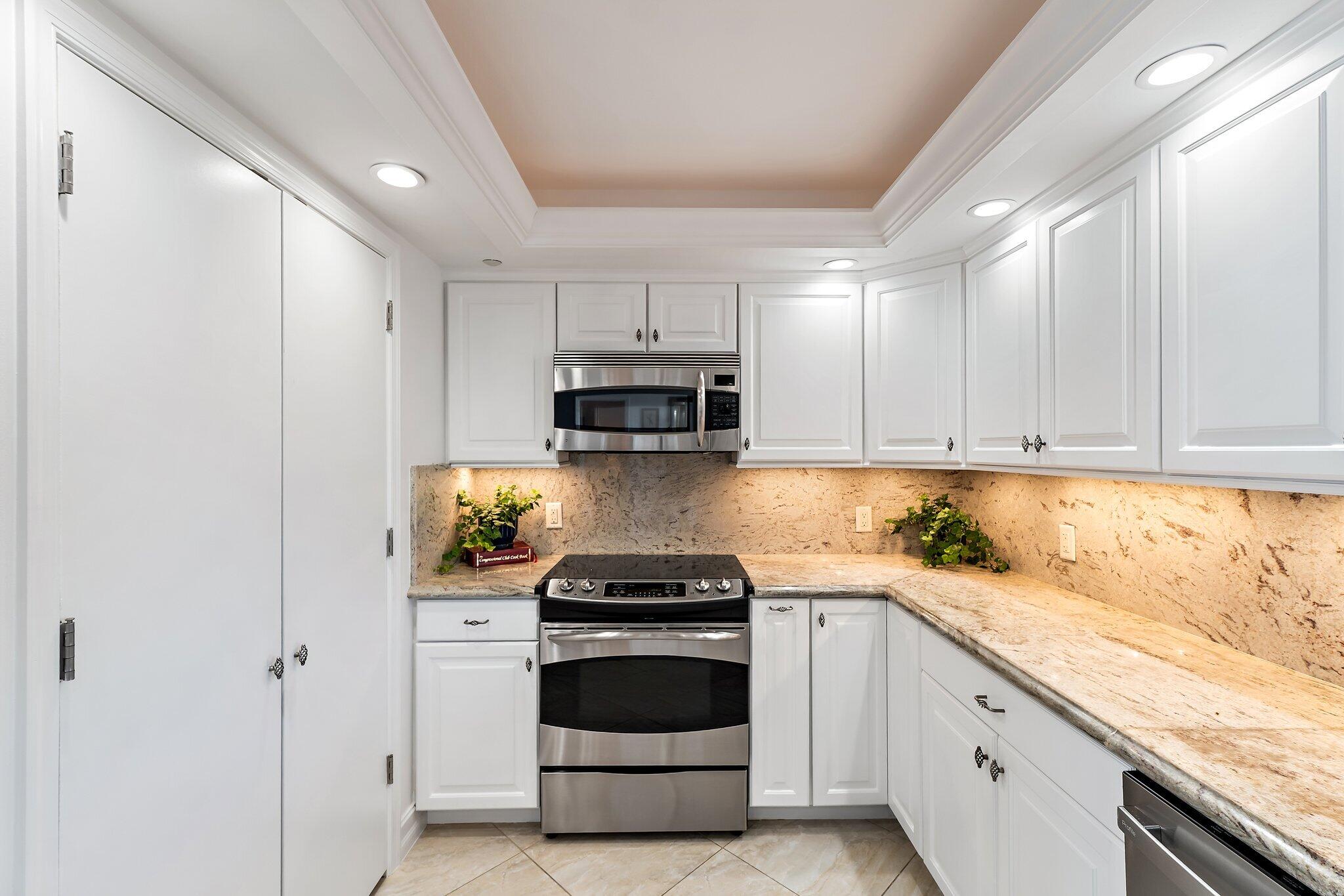 400 Beach Road Ph-C