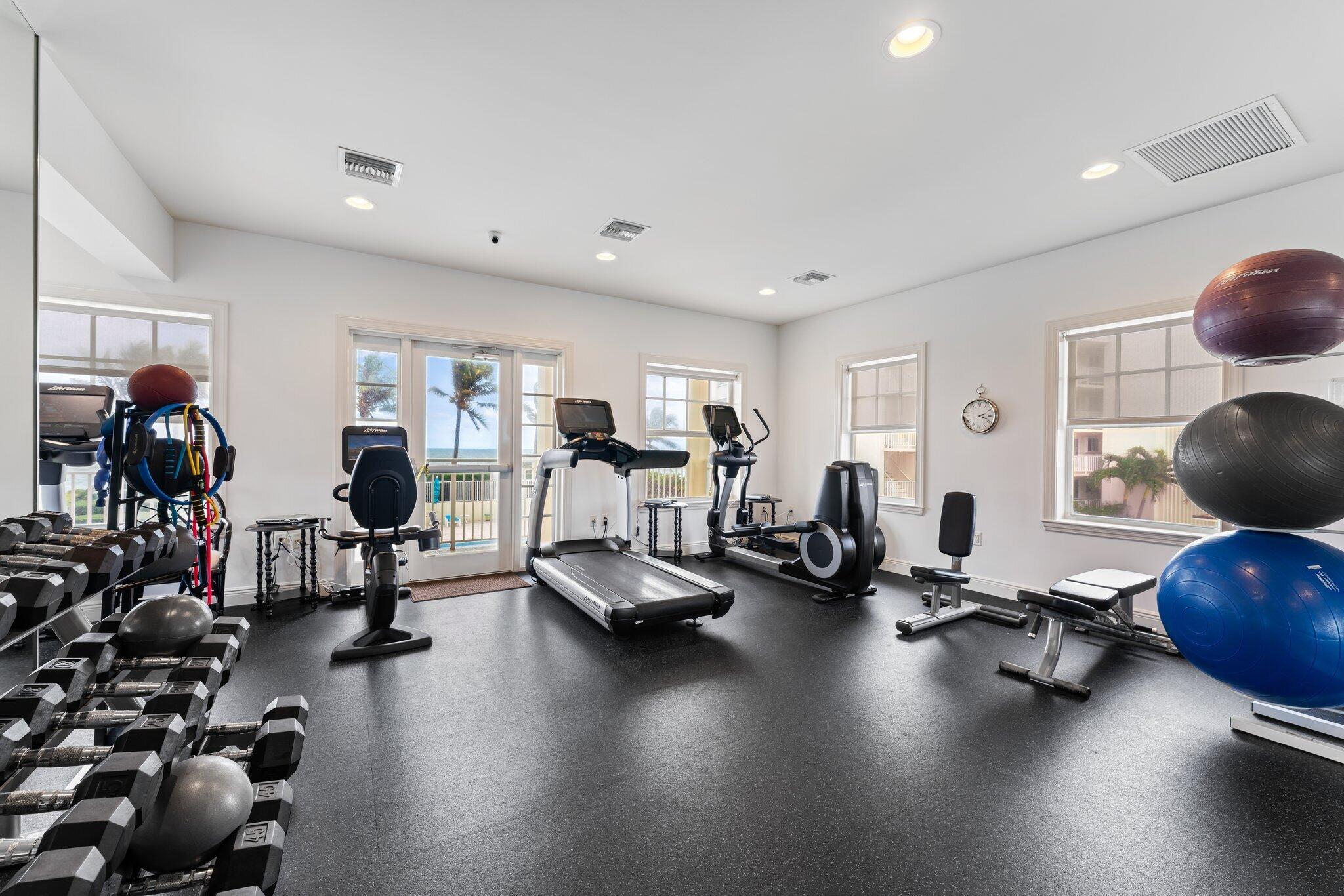 400 Beach Road Ph-C