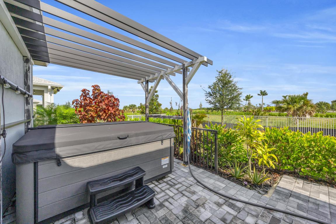 10389 SW Captiva Drive