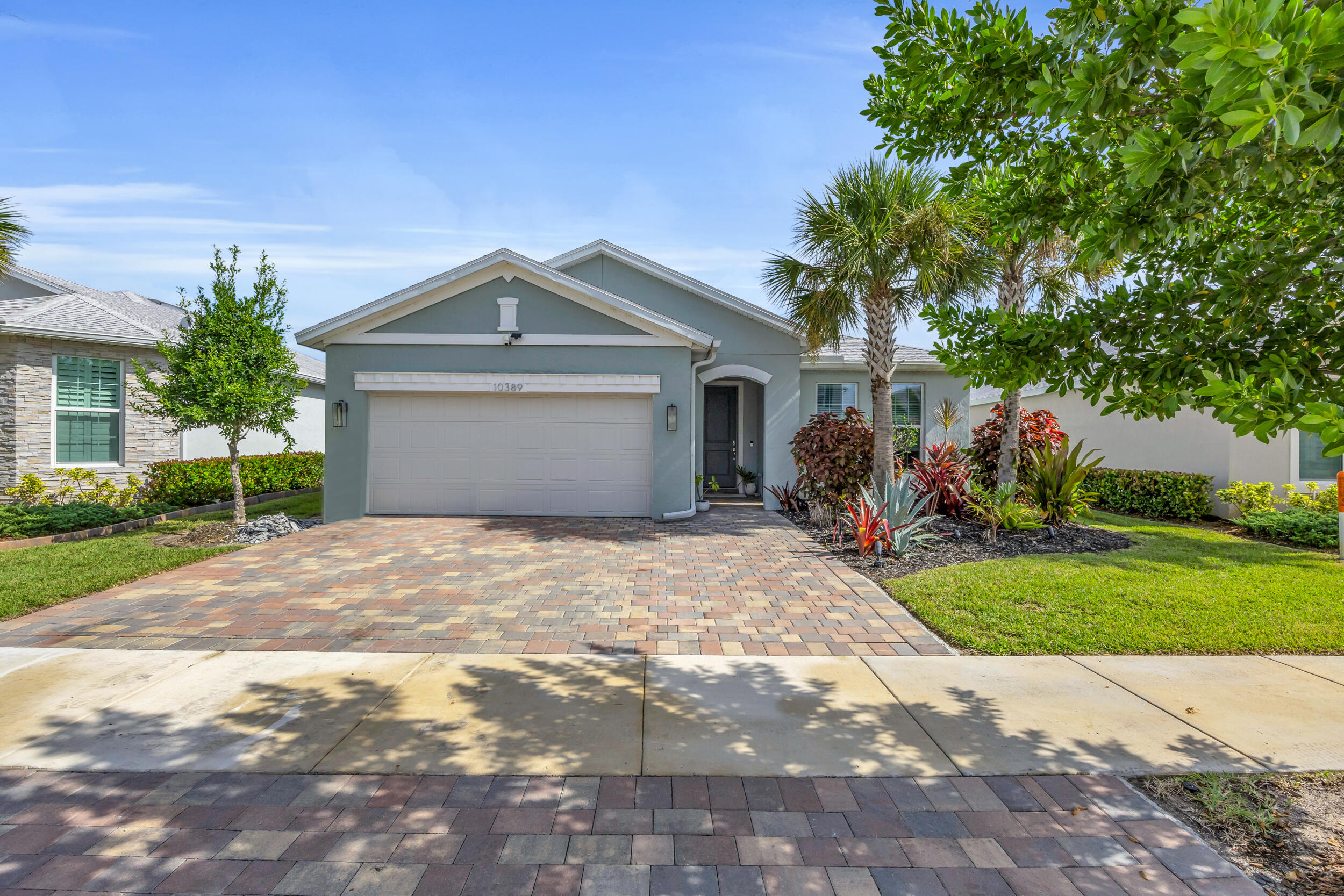 10389 SW Captiva Drive