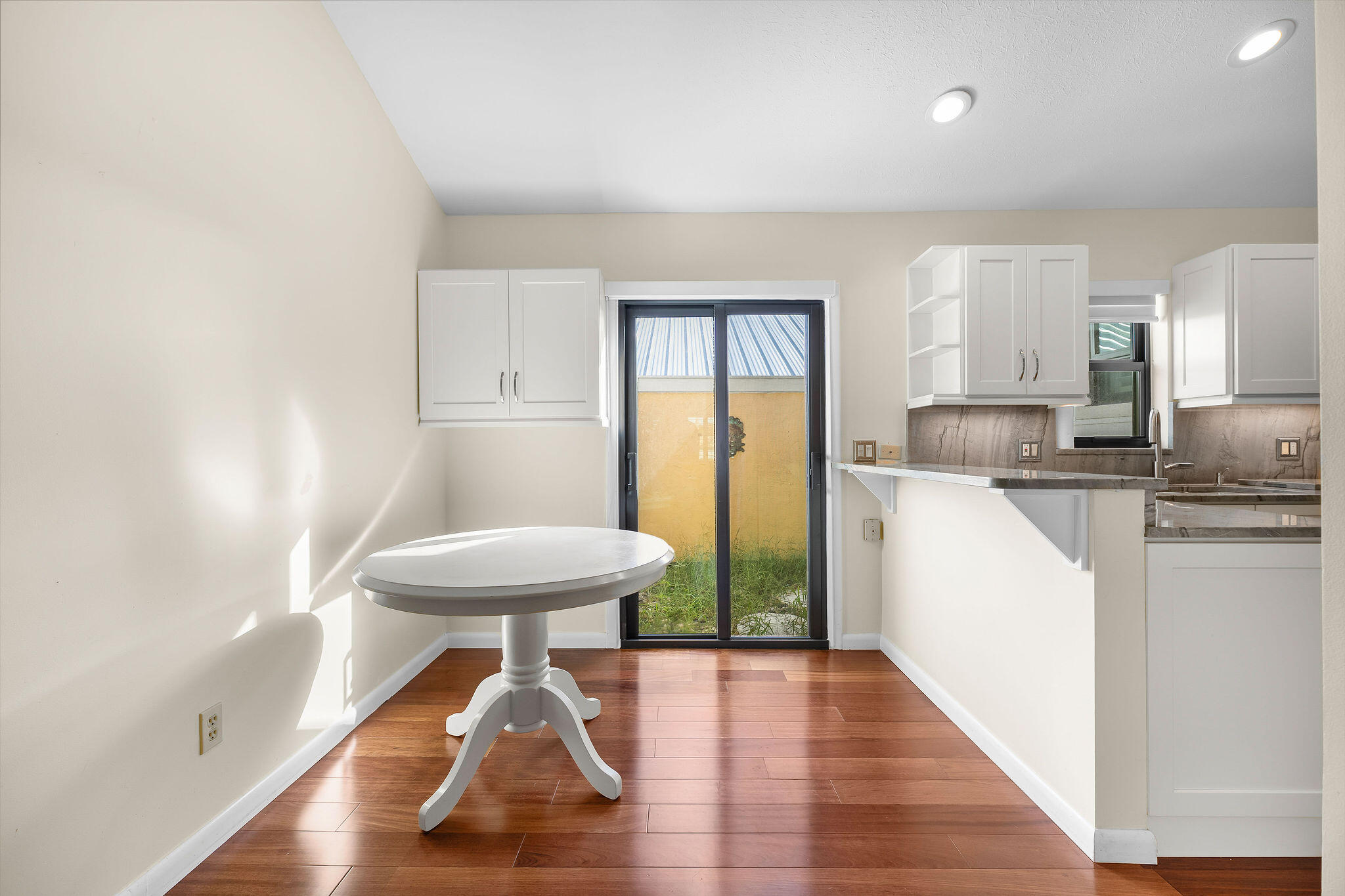 7210 SE Quincy Terrace