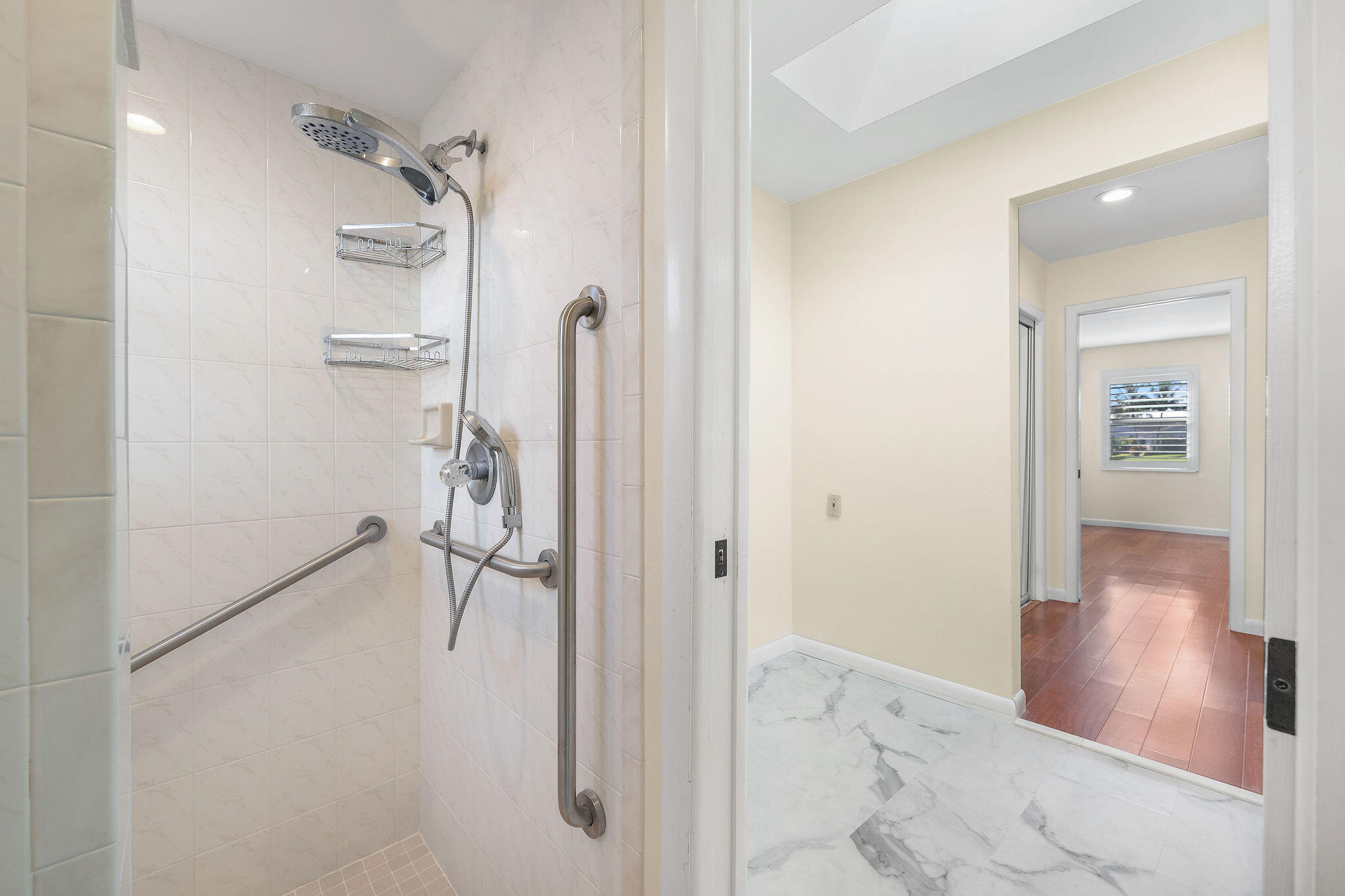 7210 SE Quincy Terrace