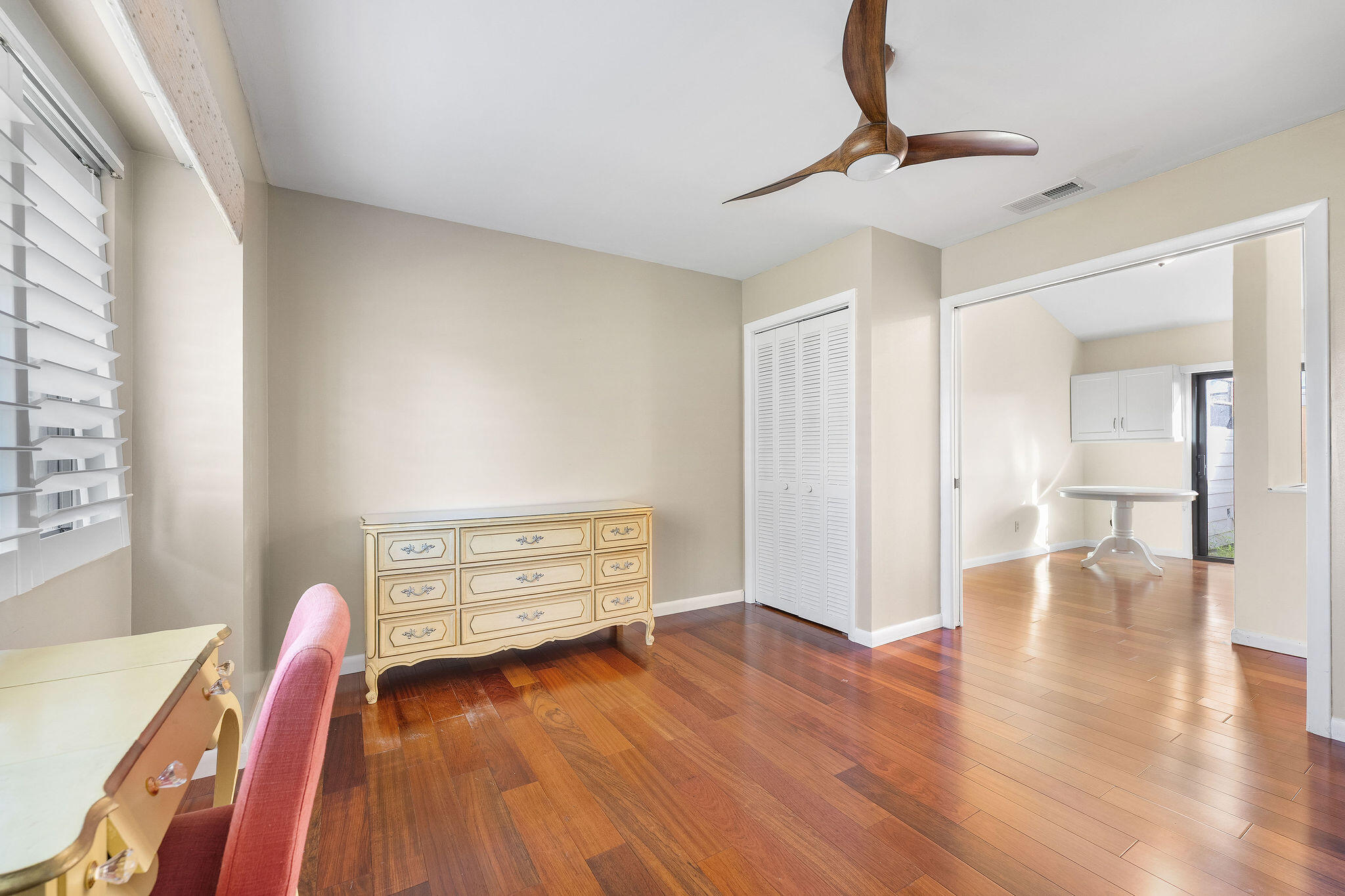 7210 SE Quincy Terrace