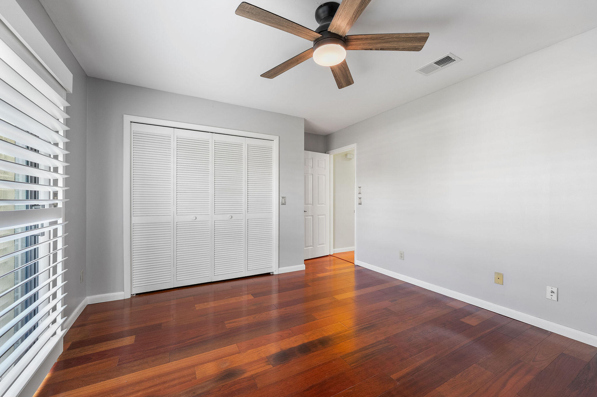 7210 SE Quincy Terrace