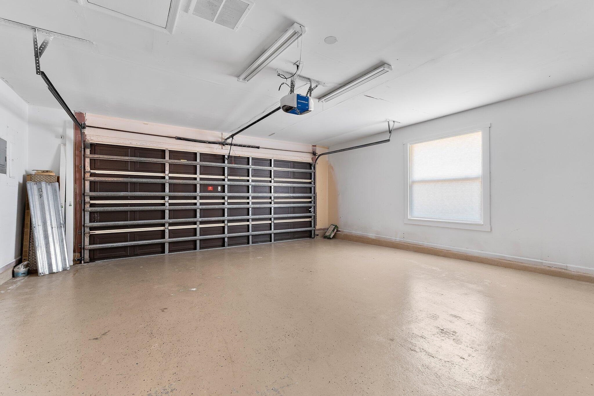 10 SE Splitrail Circle