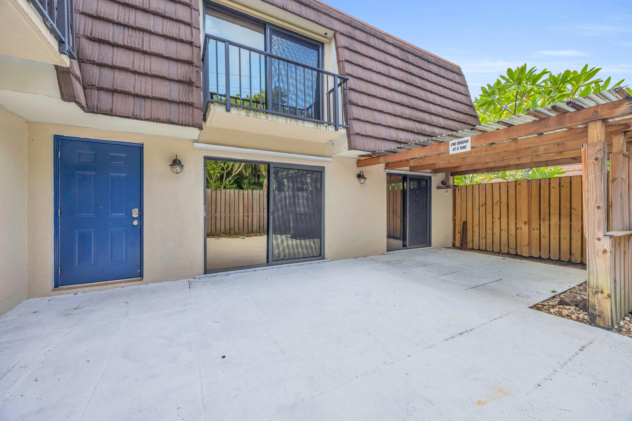 1914 19th Lane