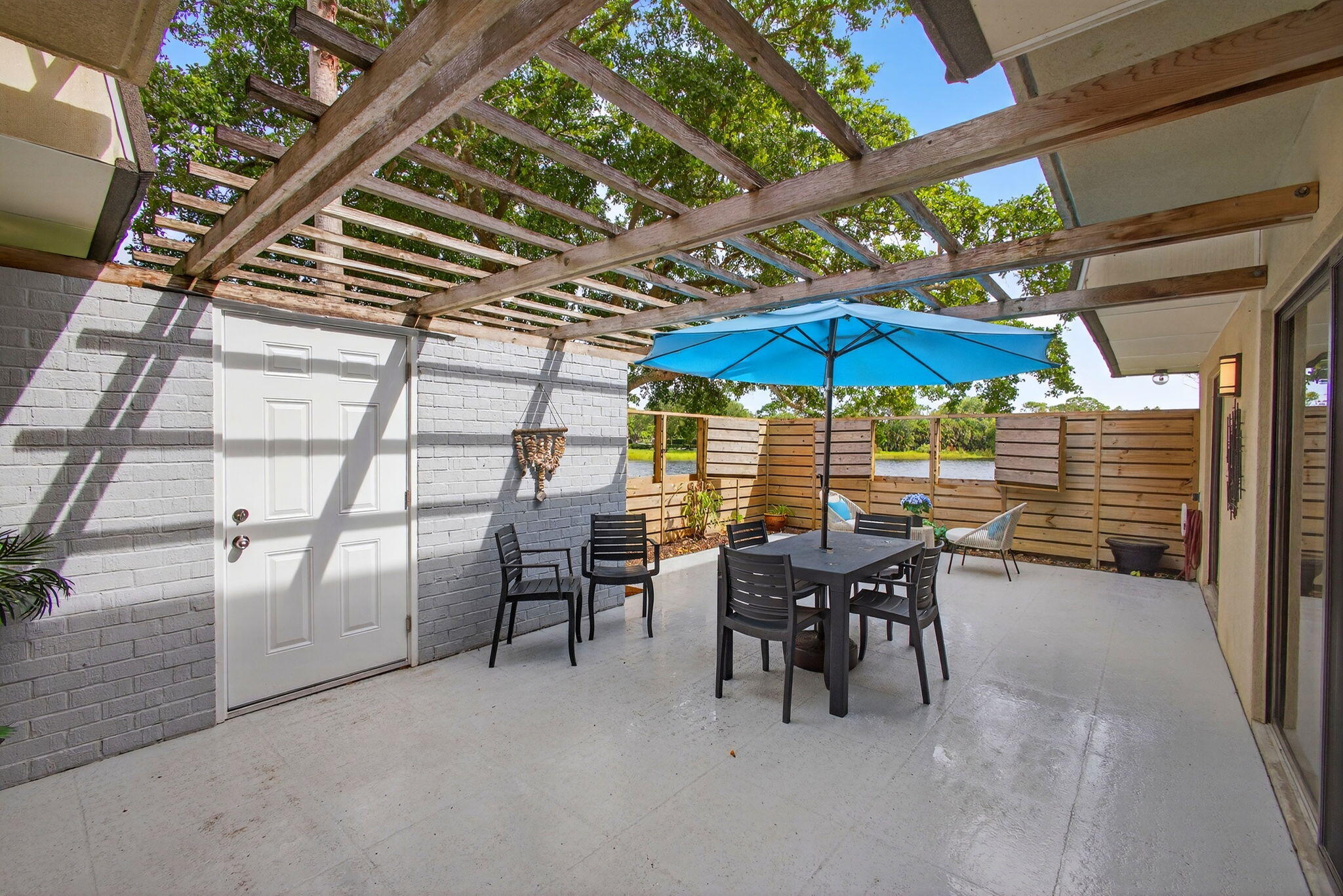 411 4th Terrace