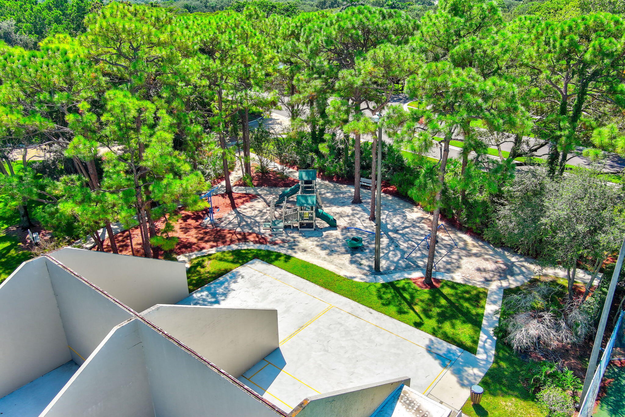 411 4th Terrace