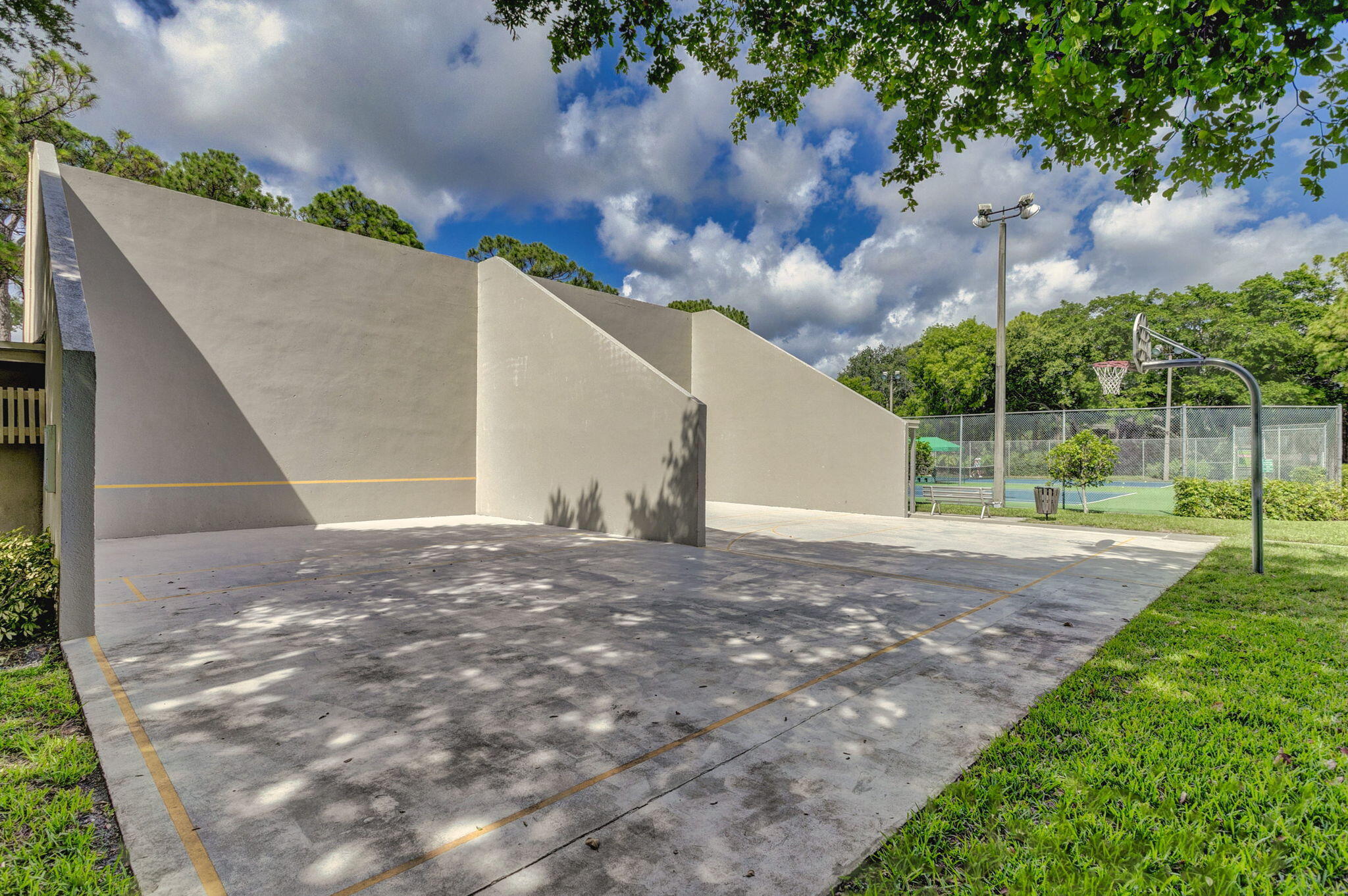 411 4th Terrace