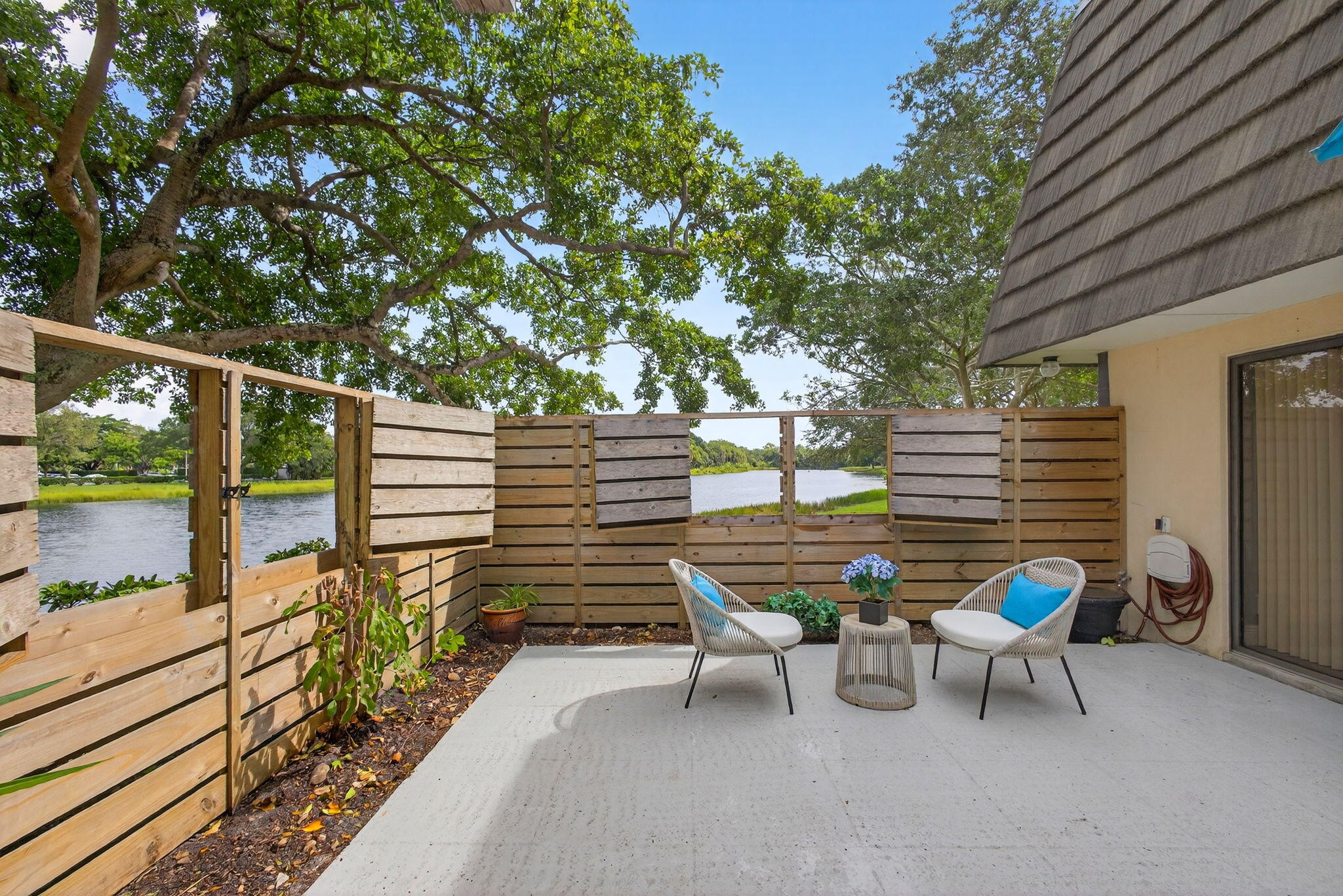 411 4th Terrace