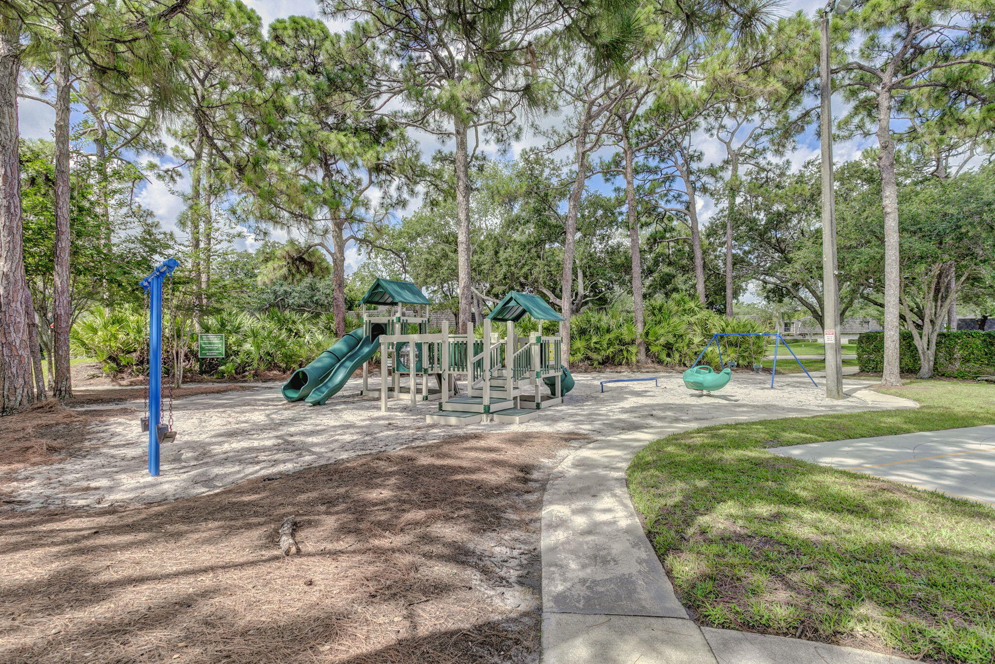 411 4th Terrace