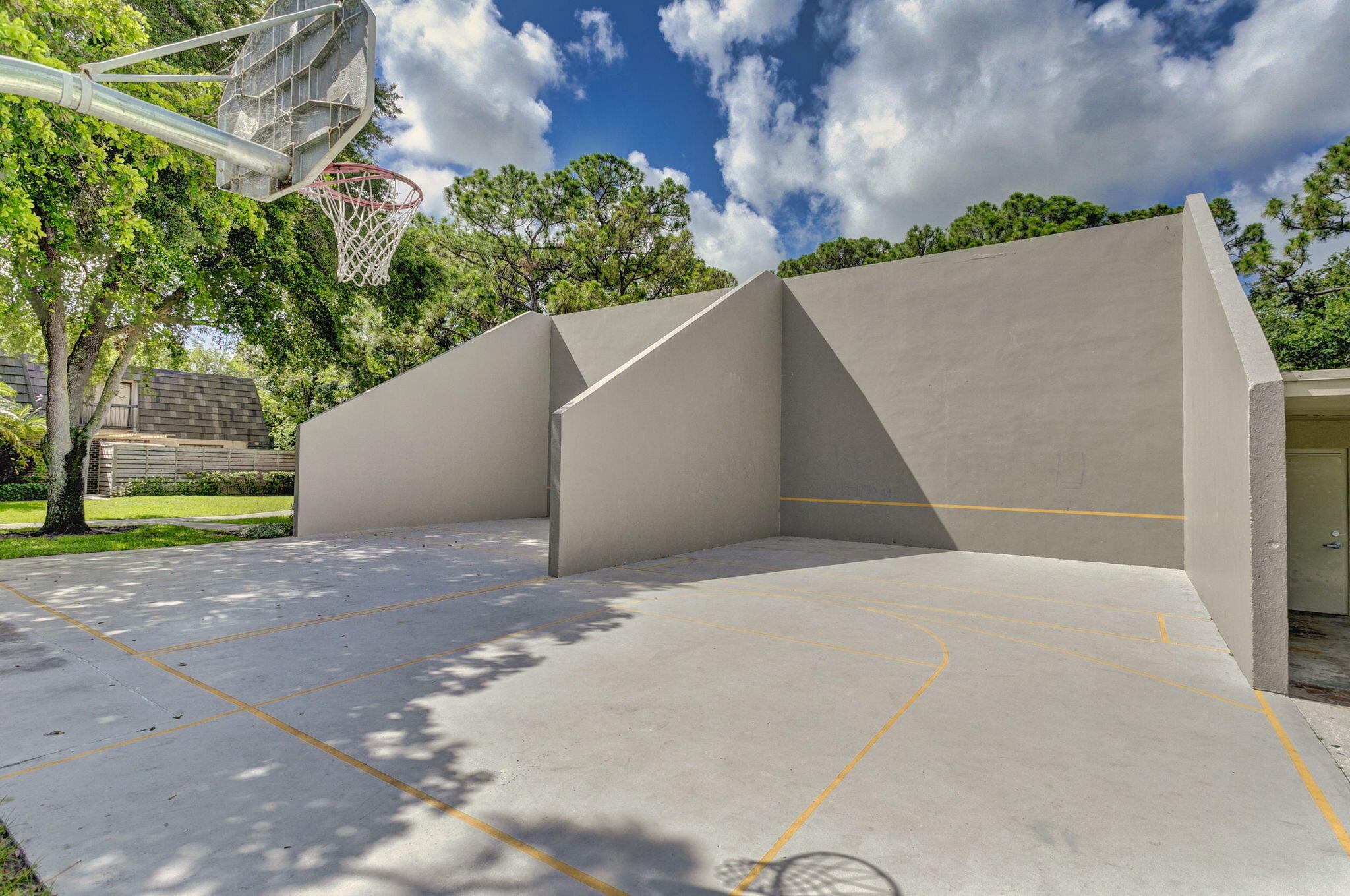 411 4th Terrace