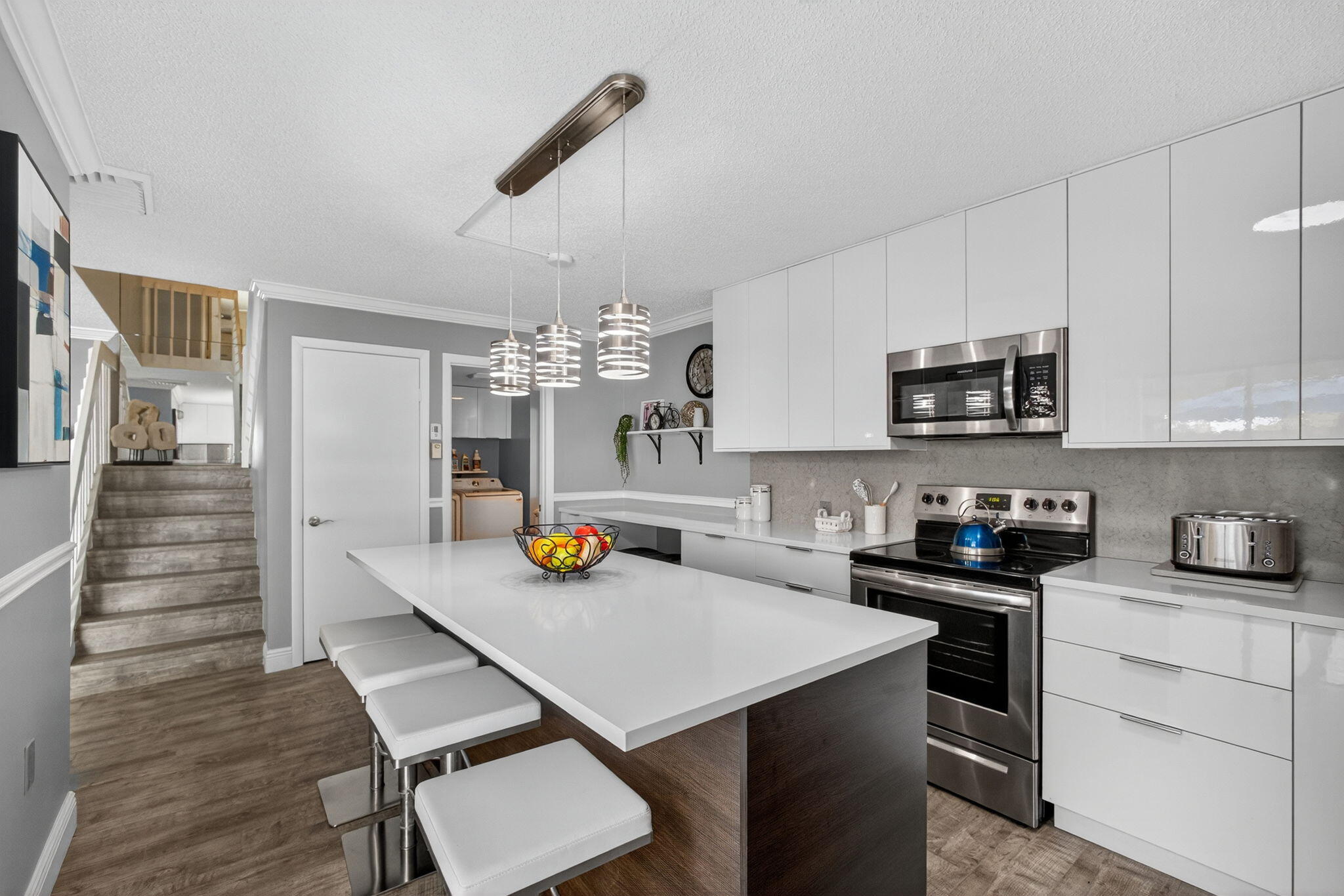 411 4th Terrace