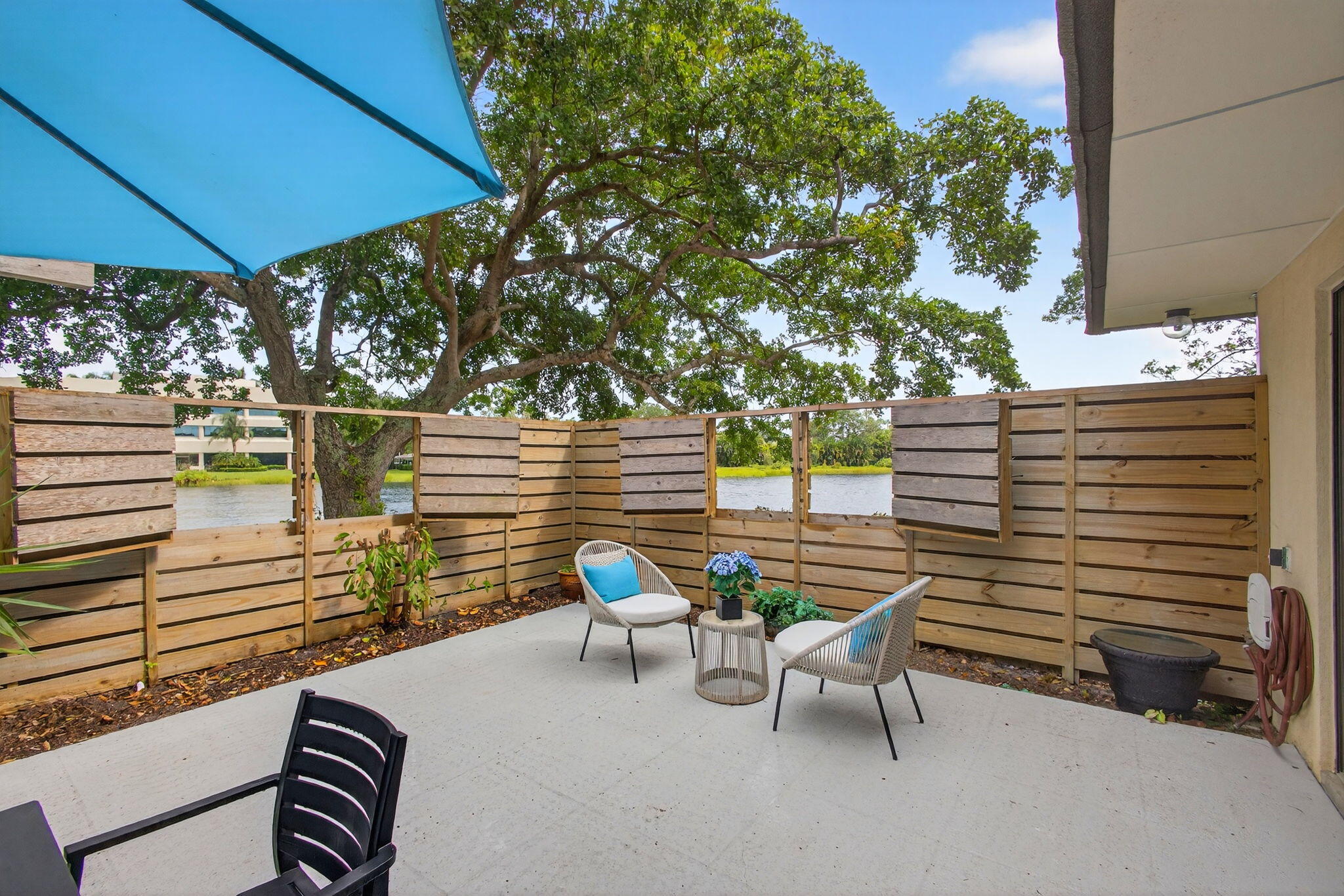 411 4th Terrace