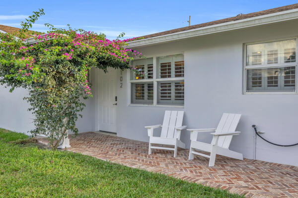 102 Pineview Road