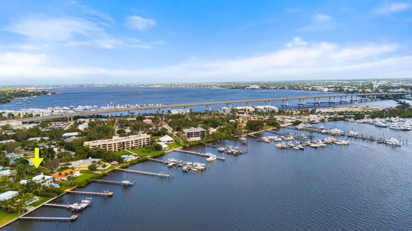 1009 NW Terrace Road