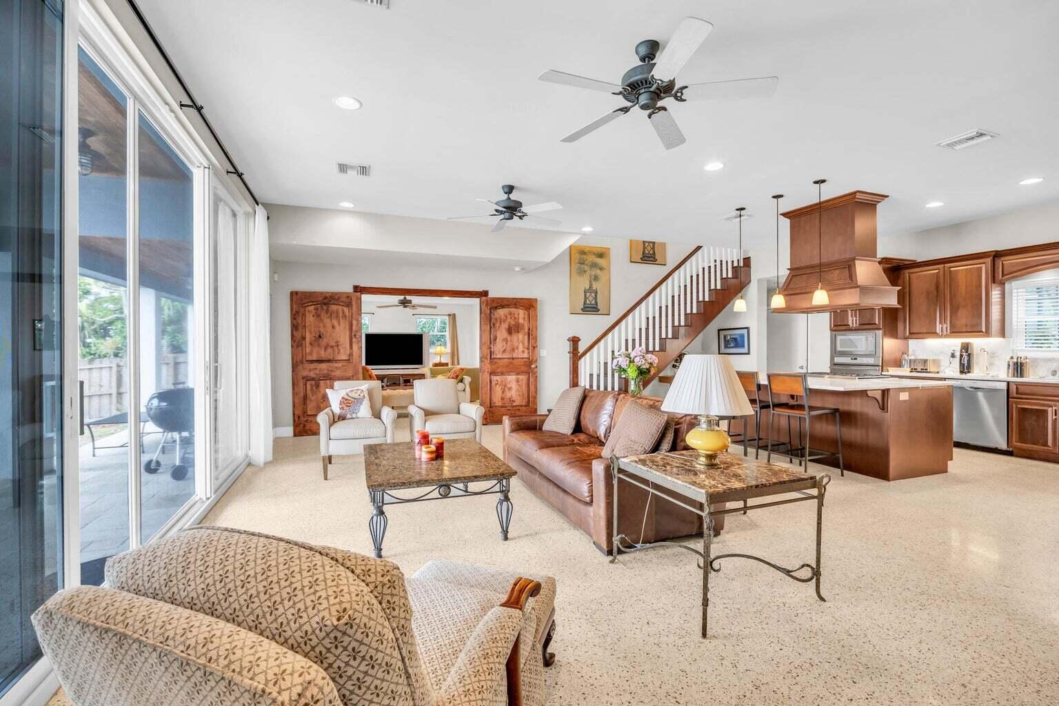 1009 NW Terrace Road