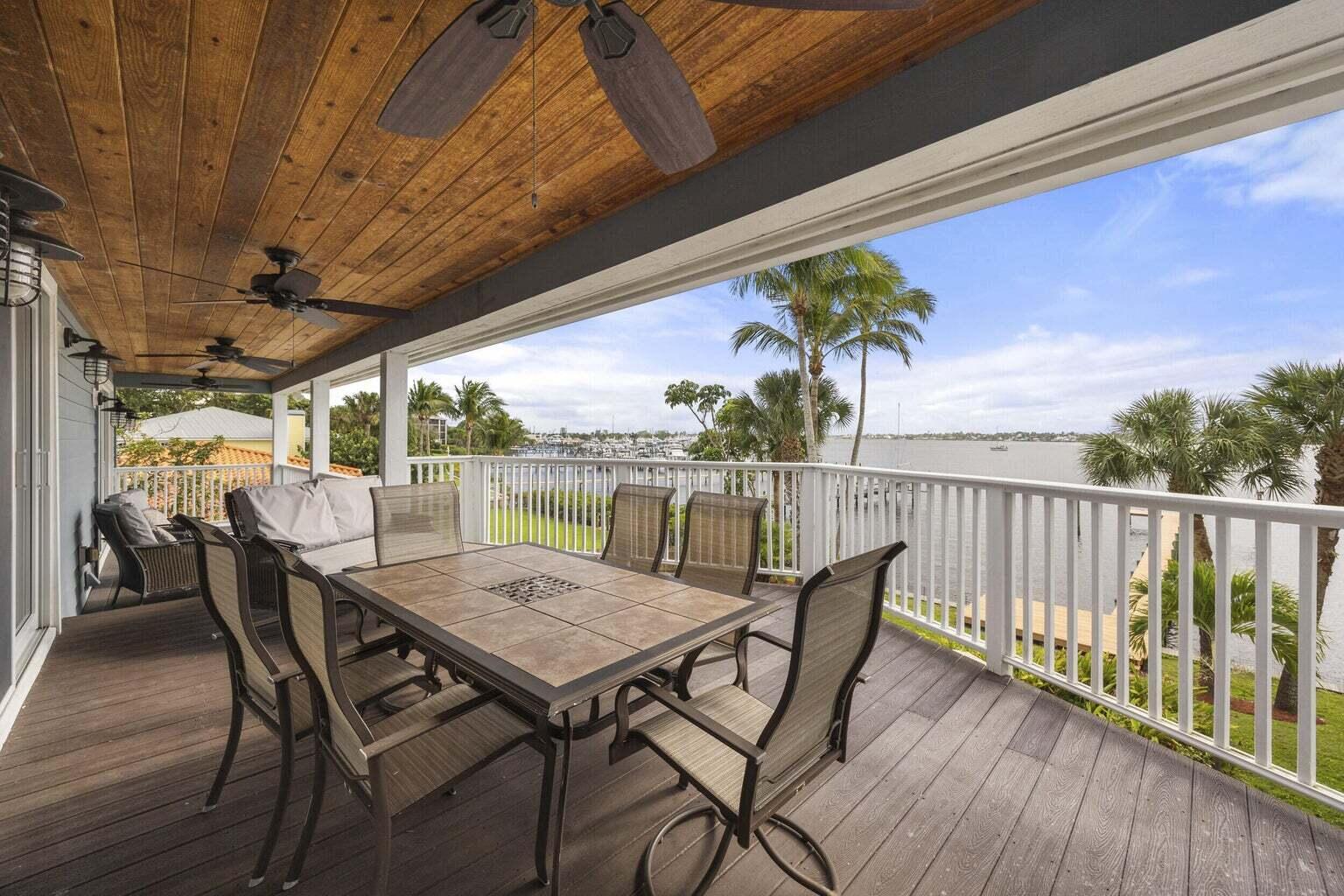 1009 NW Terrace Road