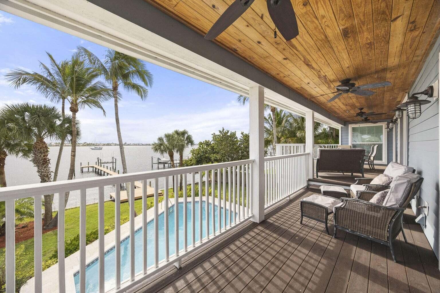 1009 NW Terrace Road