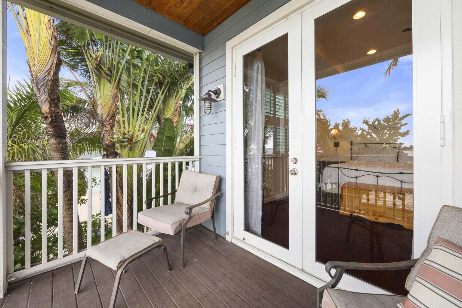 1009 NW Terrace Road