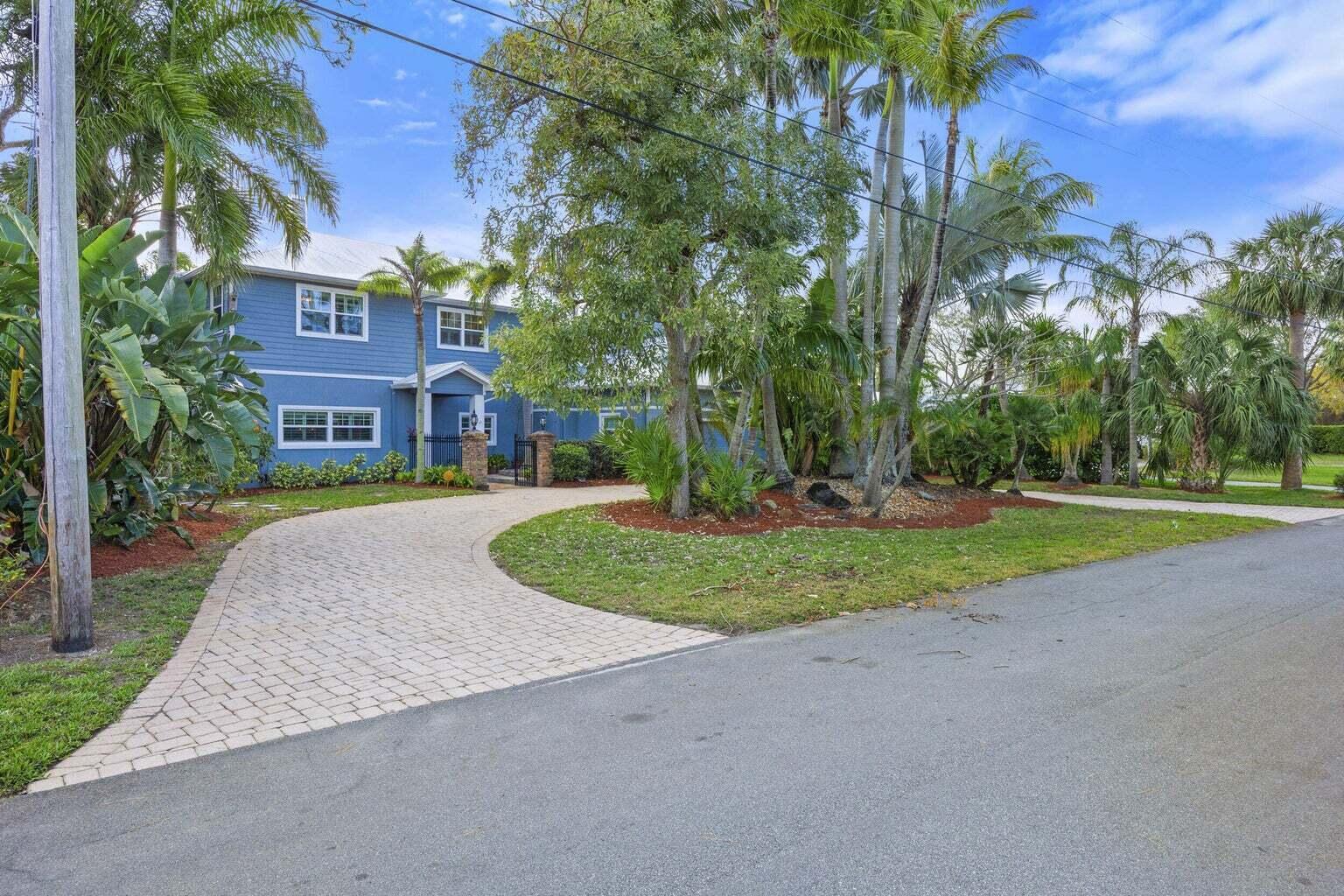 1009 NW Terrace Road