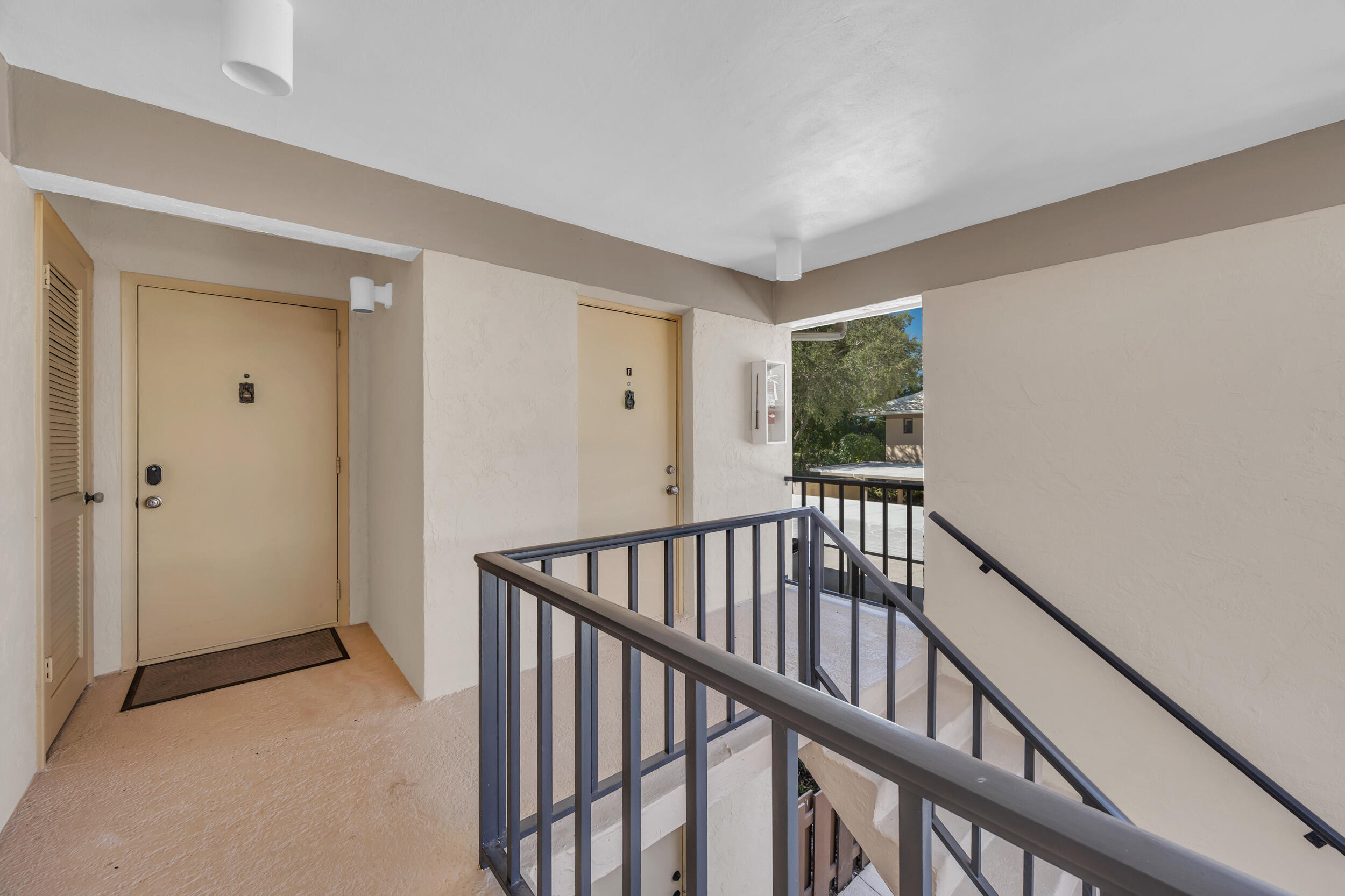 24 SE Turtle Creek Drive F