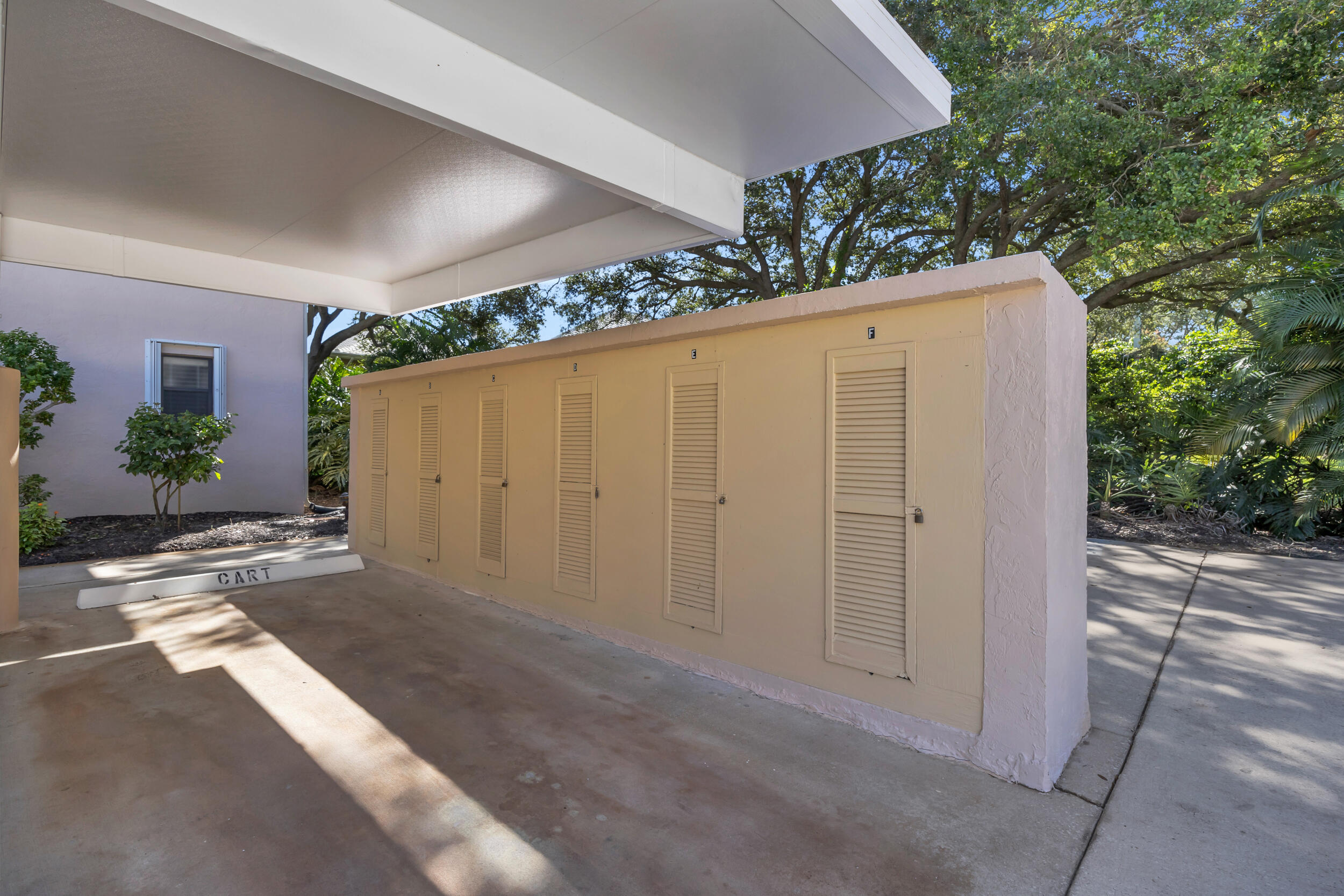 24 SE Turtle Creek Drive F