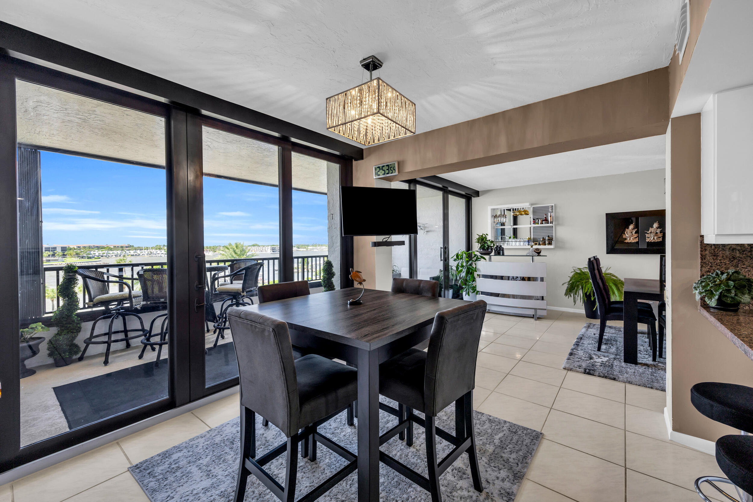 19900 Beach Road 503