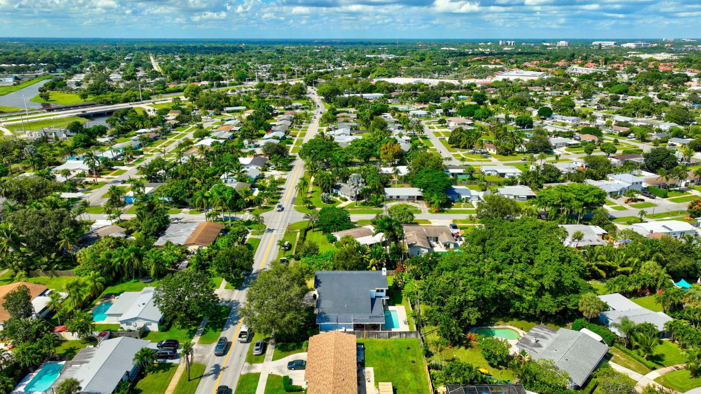 920 Lighthouse Drive