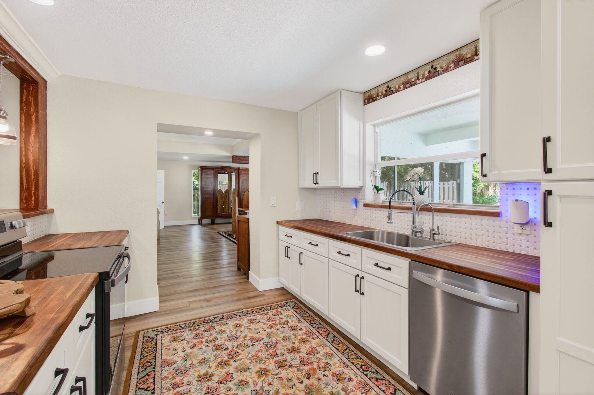 920 Lighthouse Drive