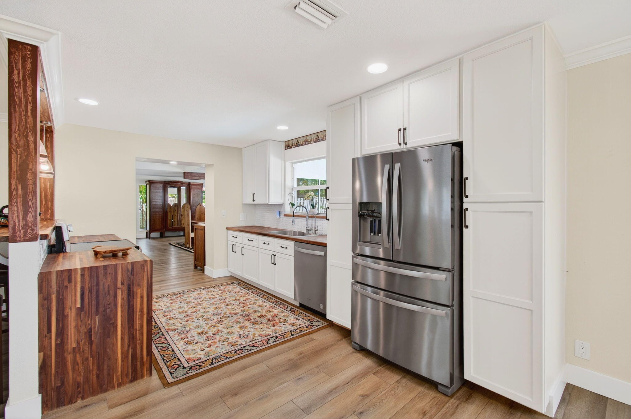 920 Lighthouse Drive