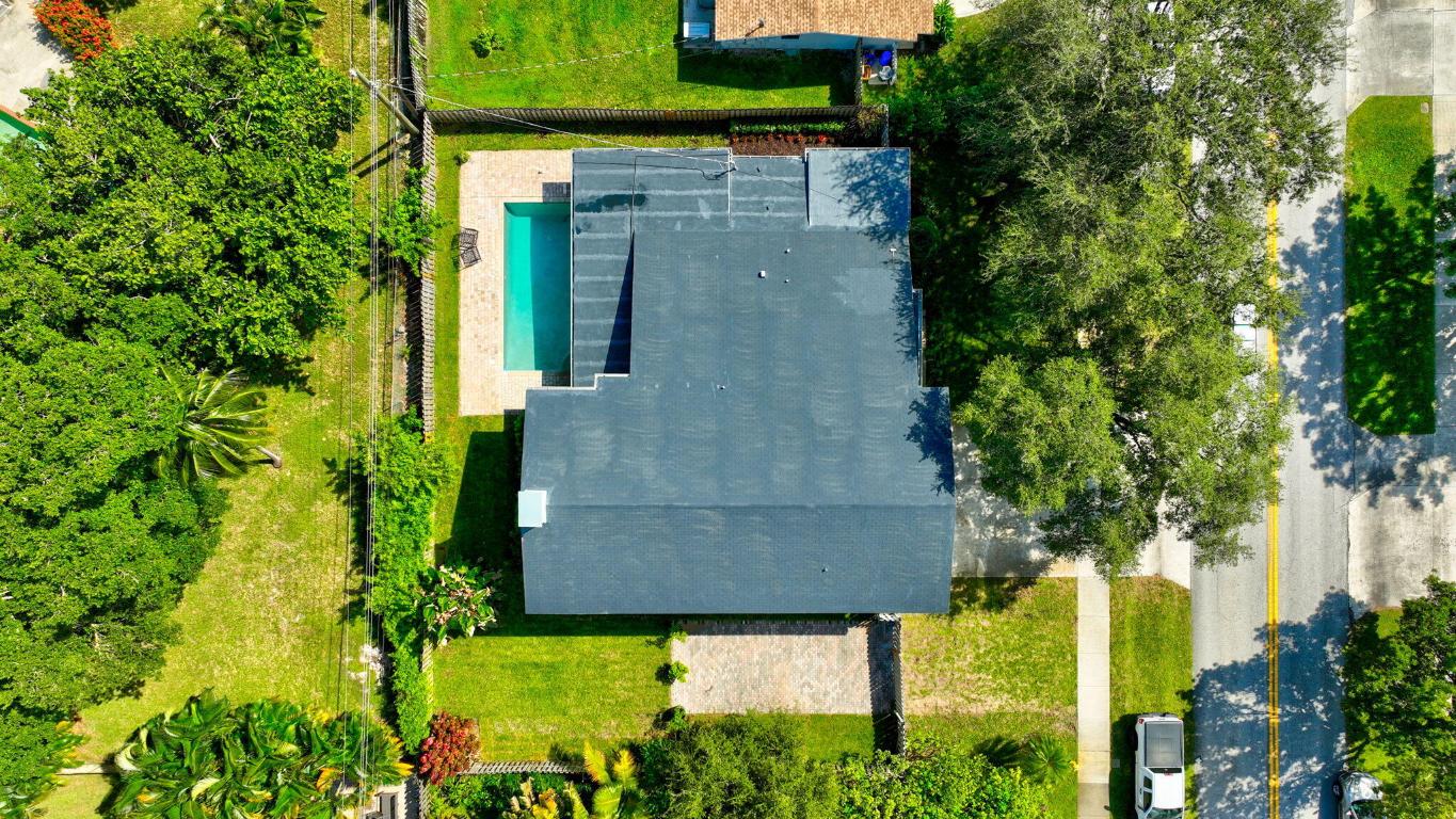 920 Lighthouse Drive