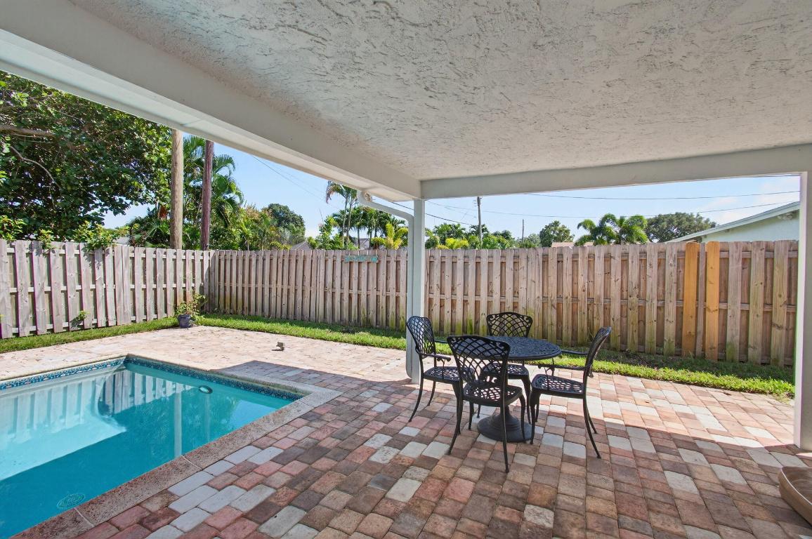 920 Lighthouse Drive