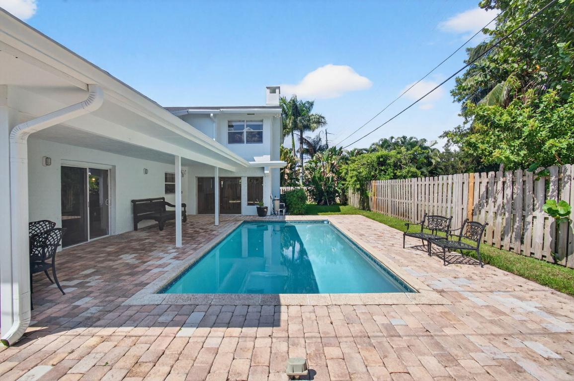 920 Lighthouse Drive