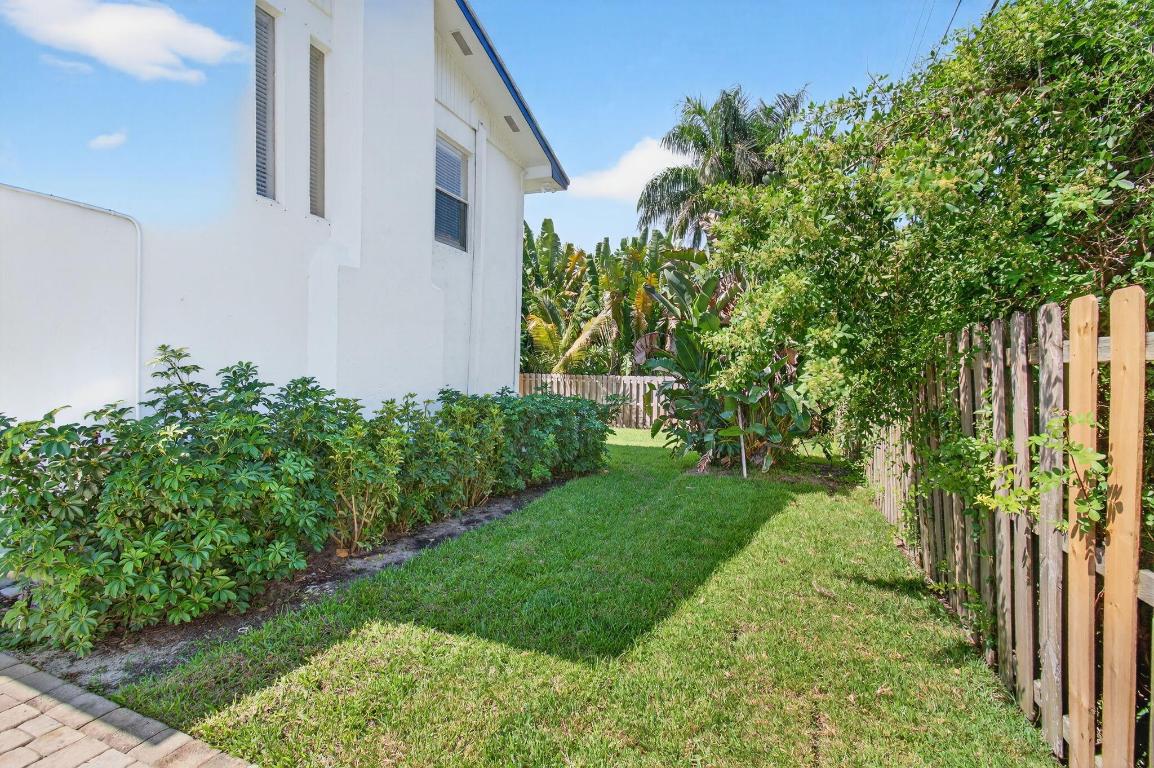 920 Lighthouse Drive