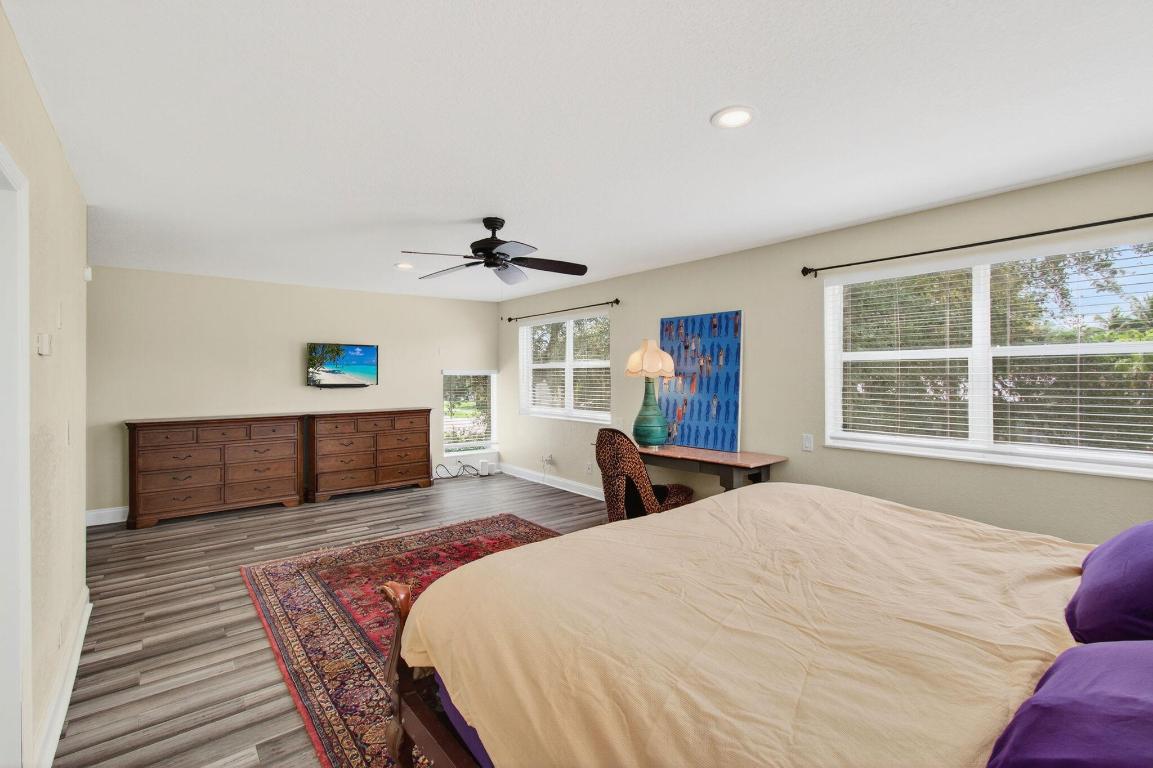 920 Lighthouse Drive