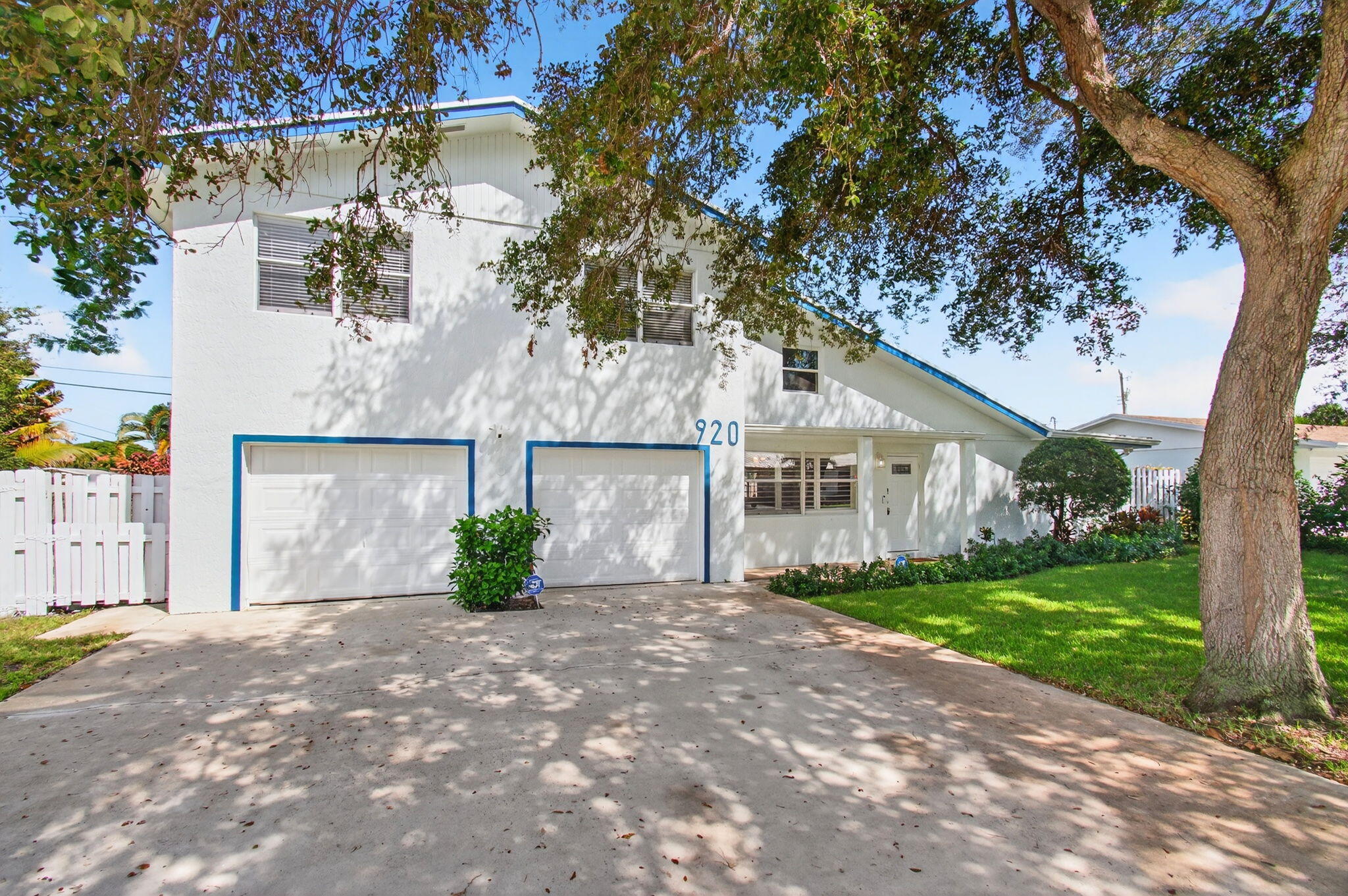 920 Lighthouse Drive