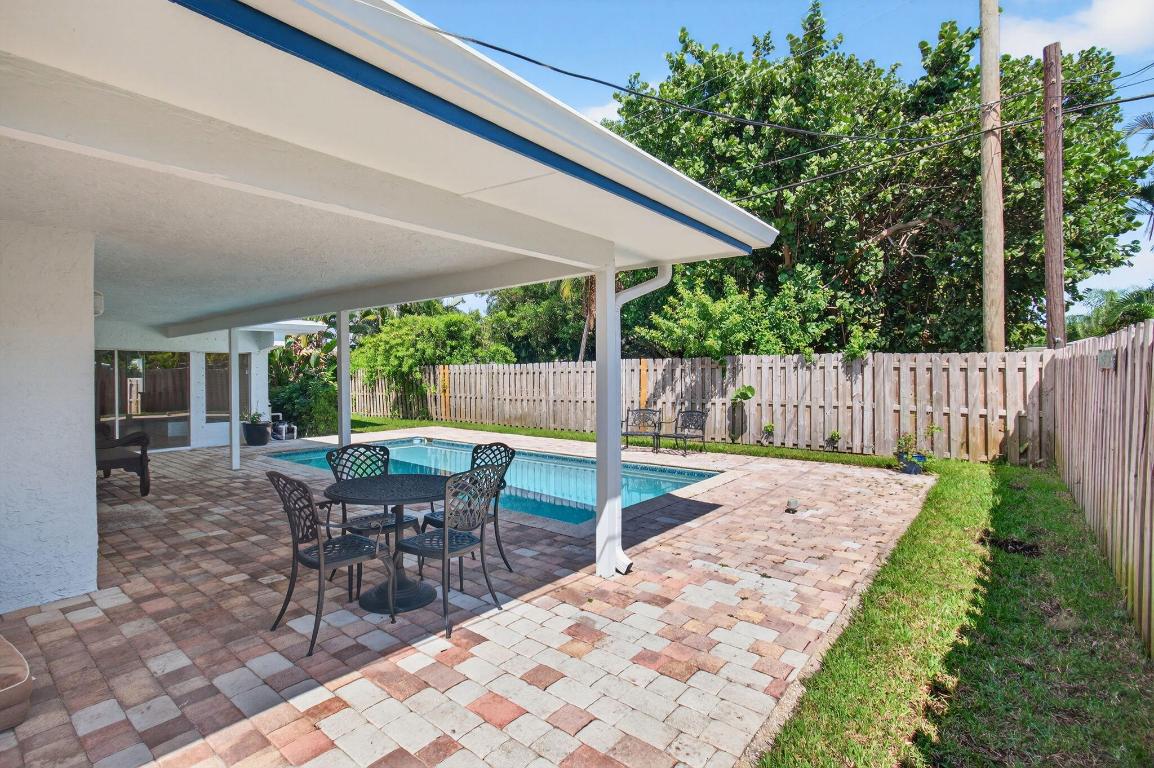 920 Lighthouse Drive