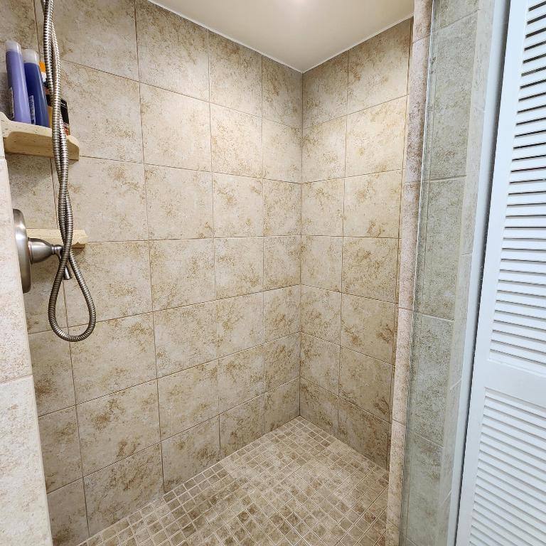 5151 N Highway A1a 213