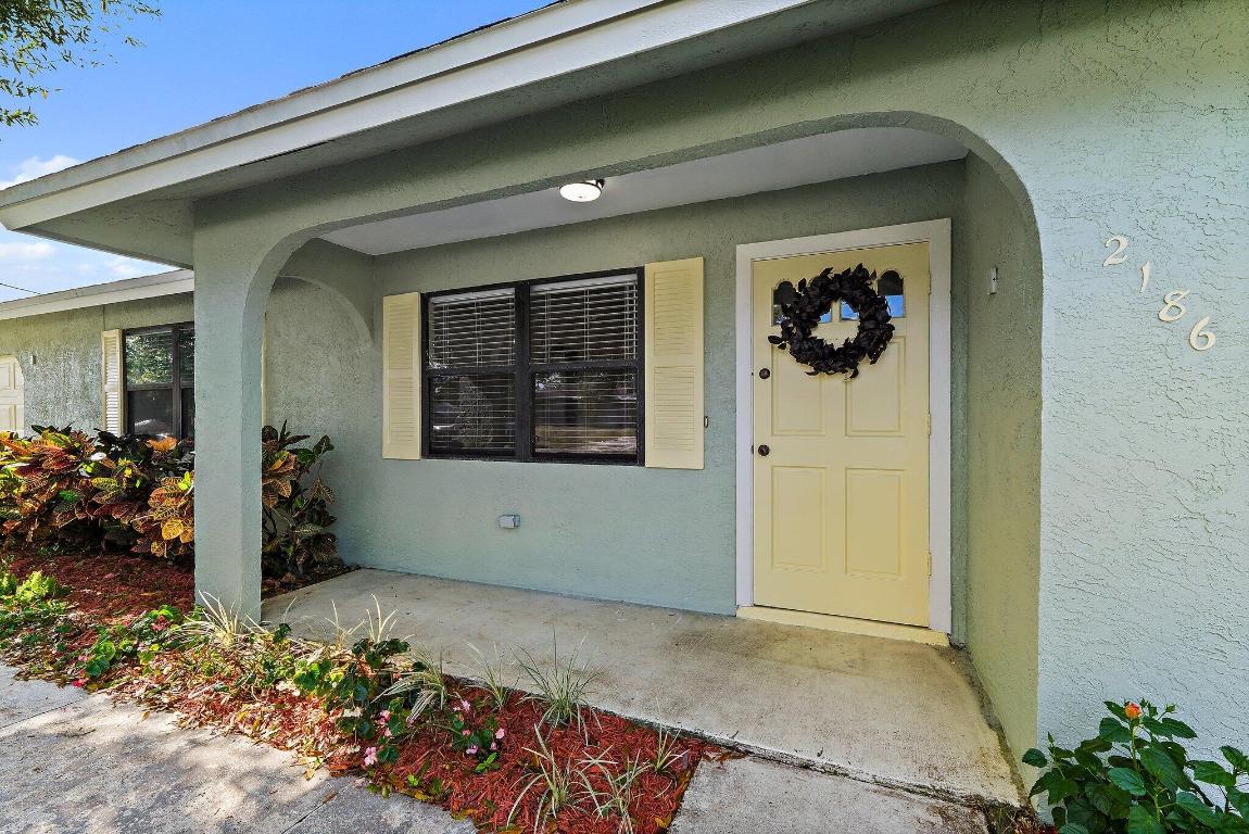 2186 SE Trillo Street