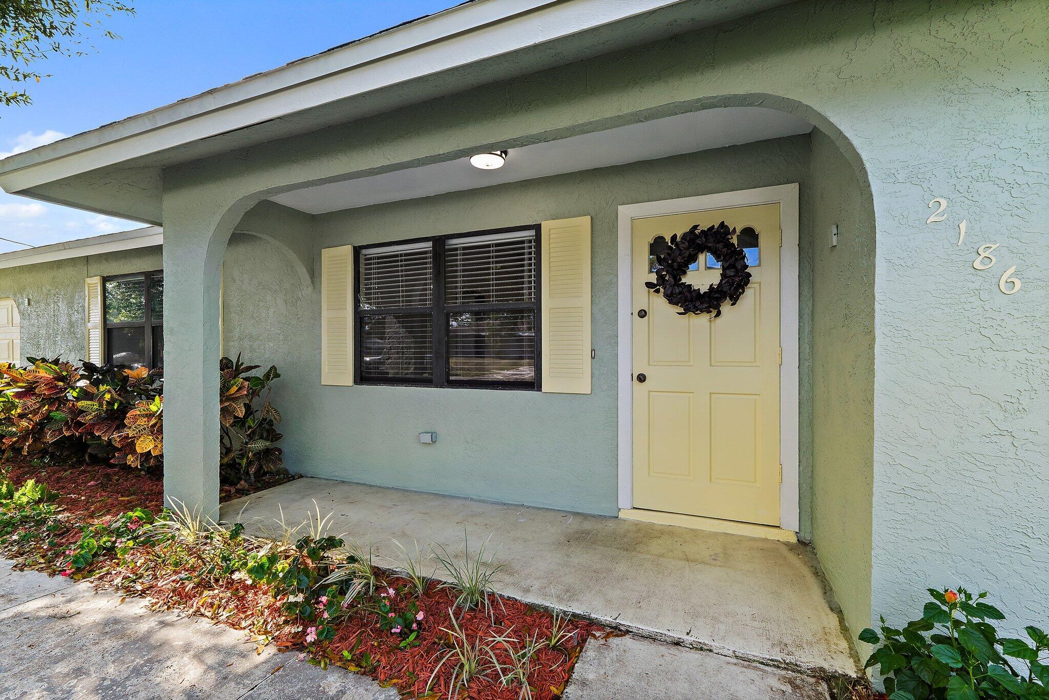 2186 SE Trillo Street