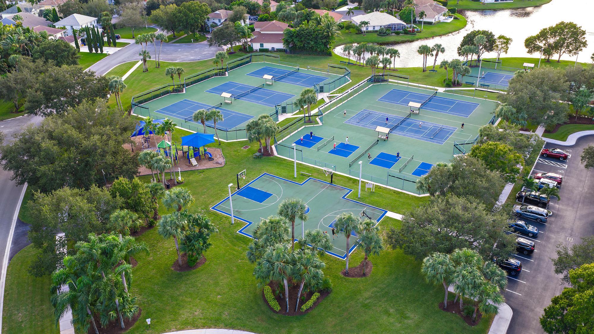 495 Pelican Lane S, Jupiter