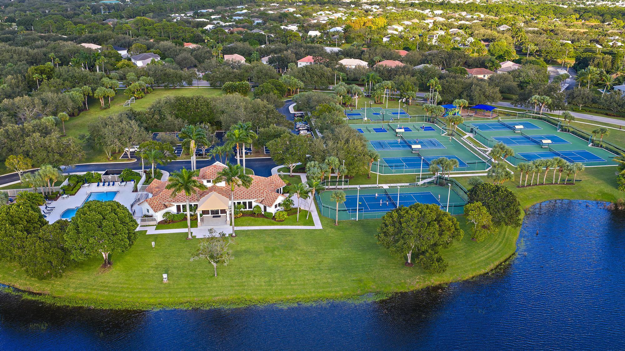 495 Pelican Lane S, Jupiter