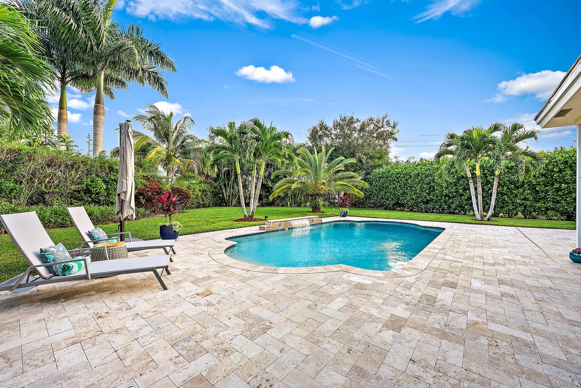 495 Pelican Lane S, Jupiter