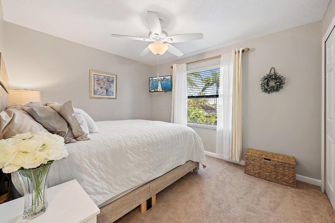 495 Pelican Lane S, Jupiter