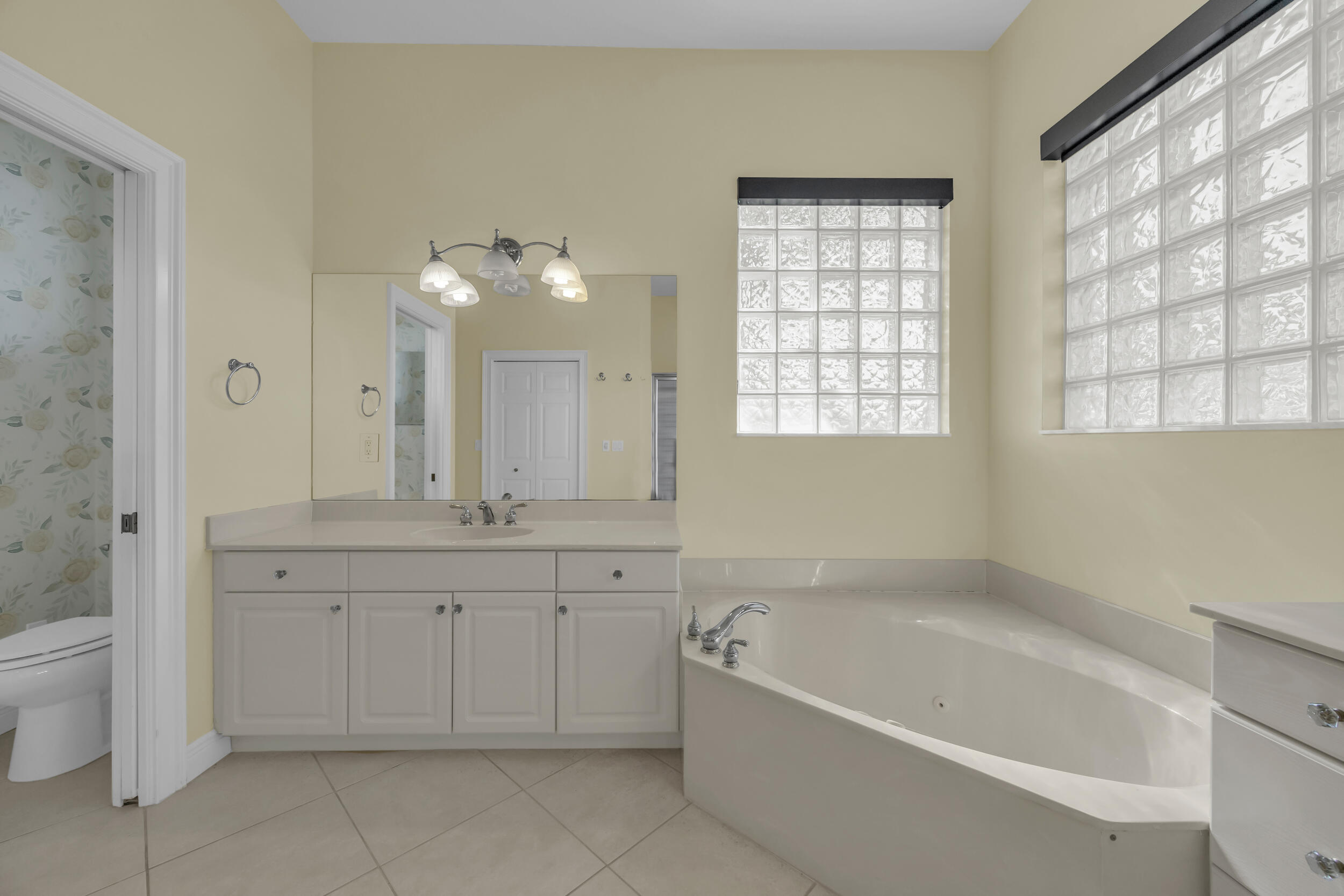 11461 SE Plandome Drive