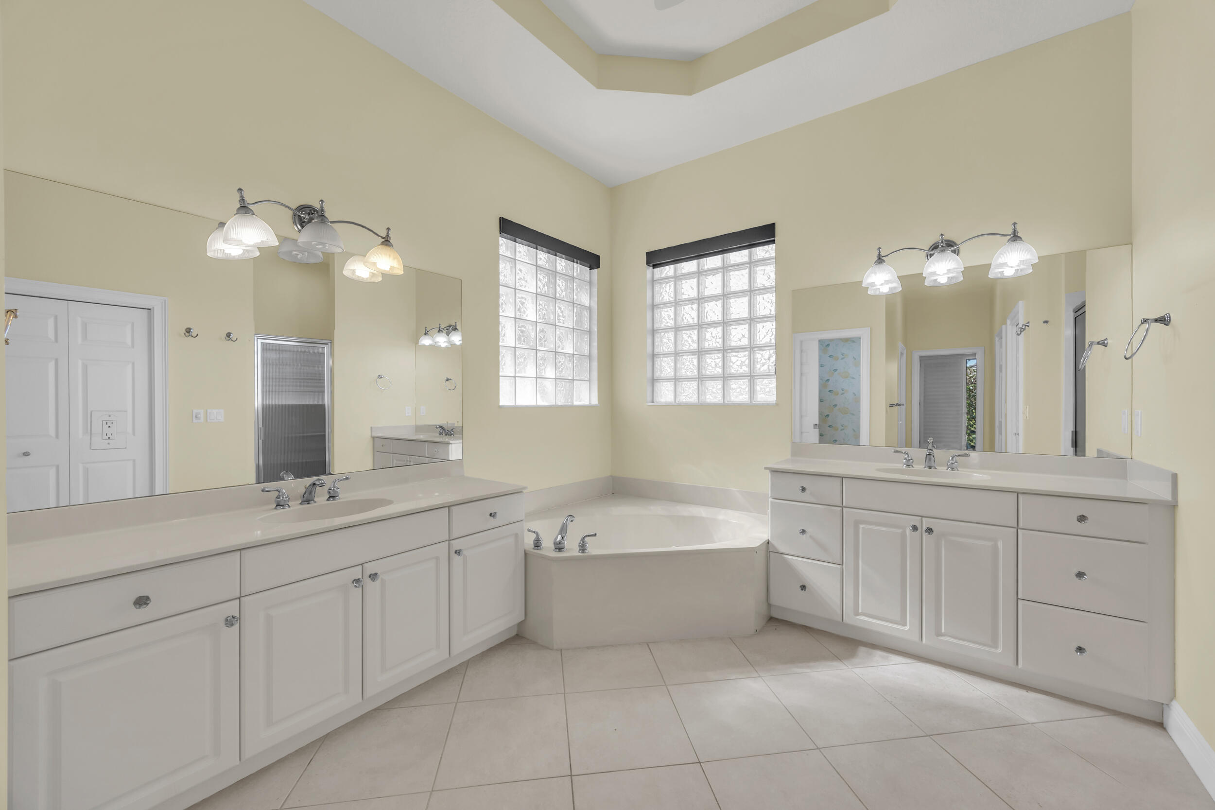 11461 SE Plandome Drive