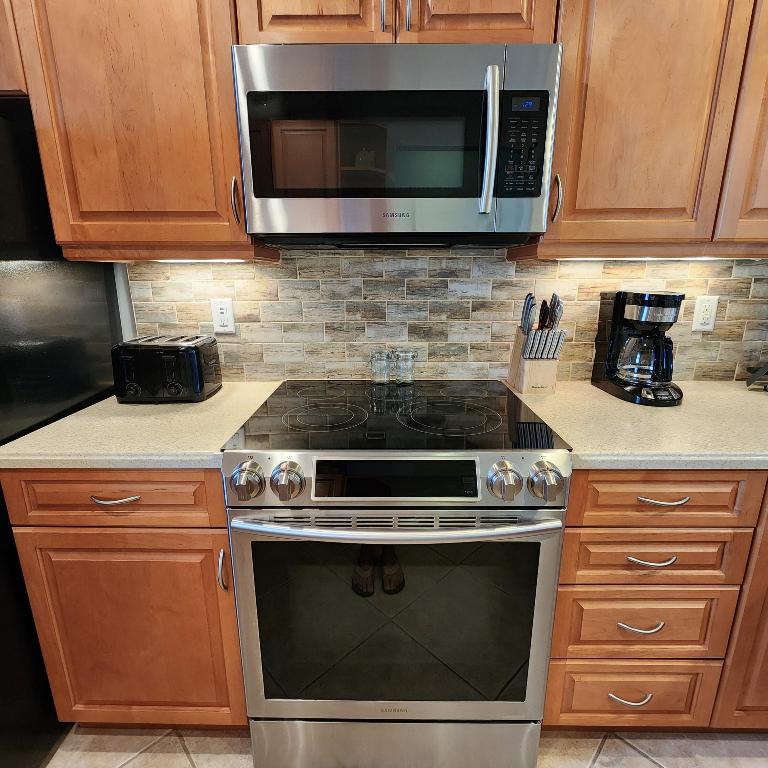 5155 N Highway A1a 211